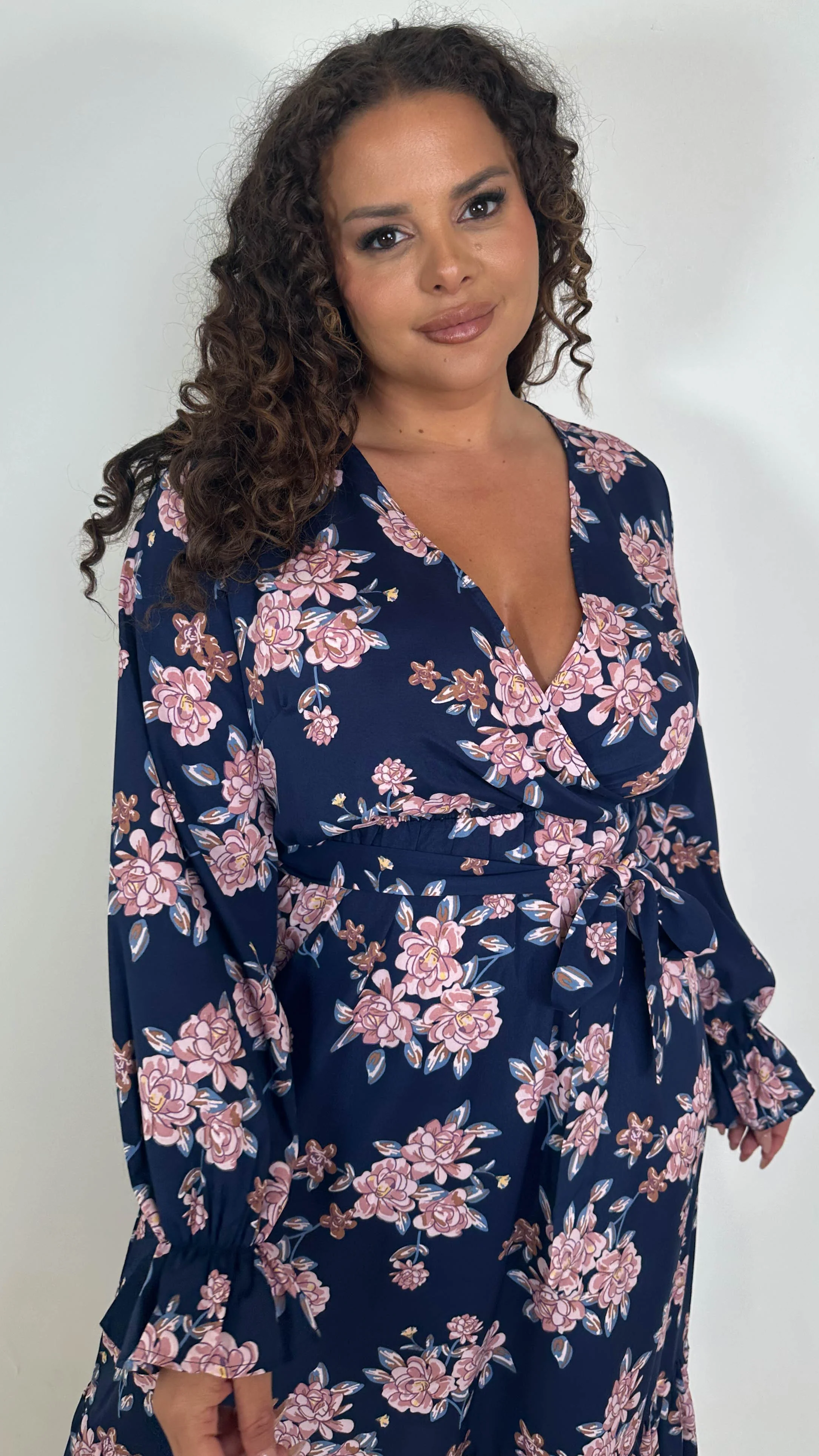 CurveWow Long Sleeve Floral Wrap Midaxi Dress Navy/Pink - Image 5