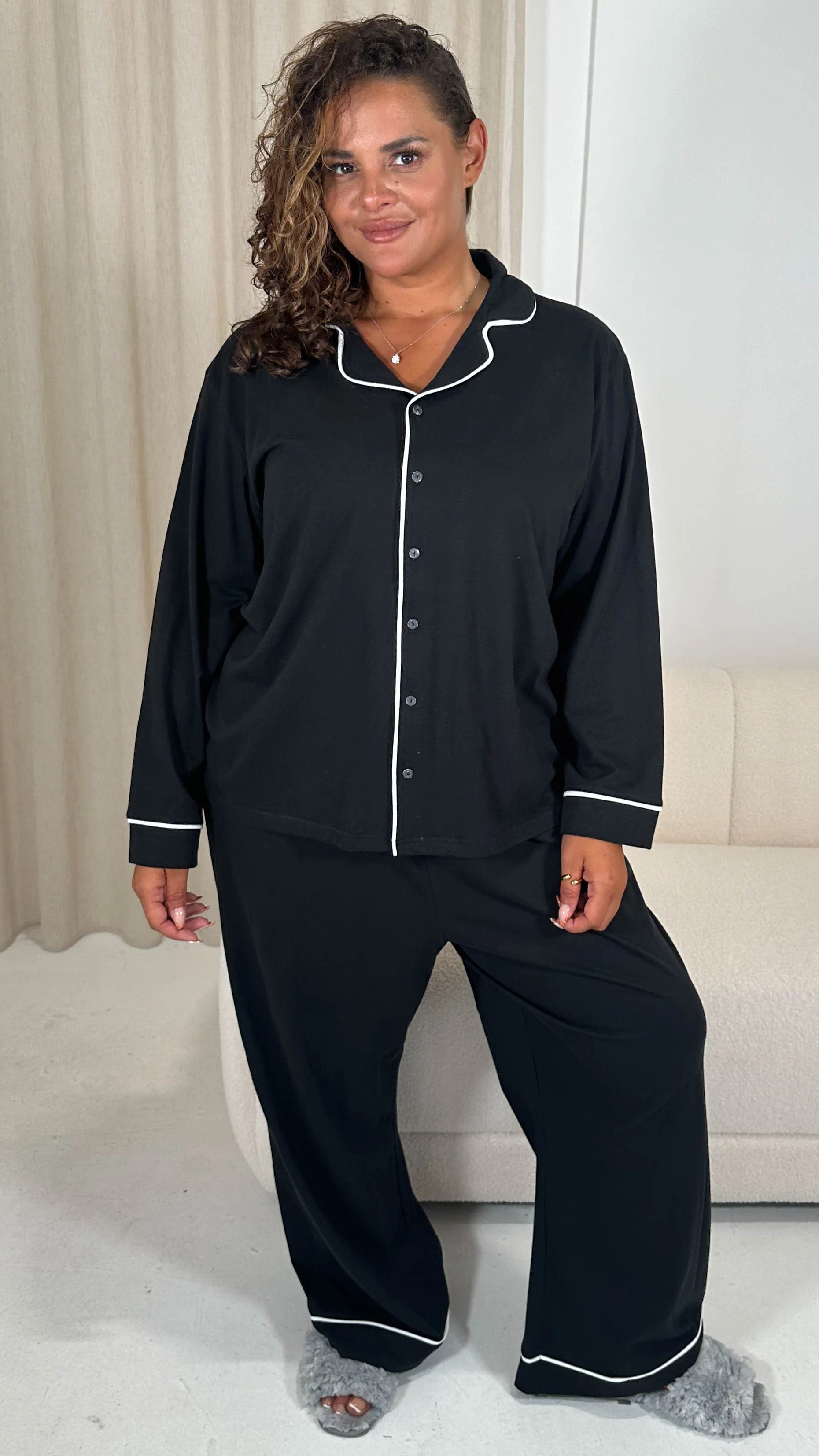 CurveWow Long Sleeve Pyjama Set Black - Image 3