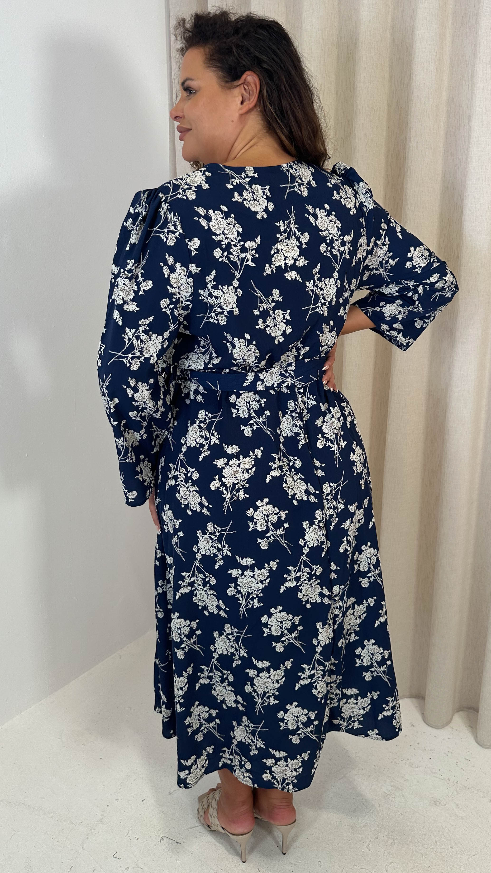 CurveWow Wrap Waist Tie Midi Dress Navy Floral - Image 6