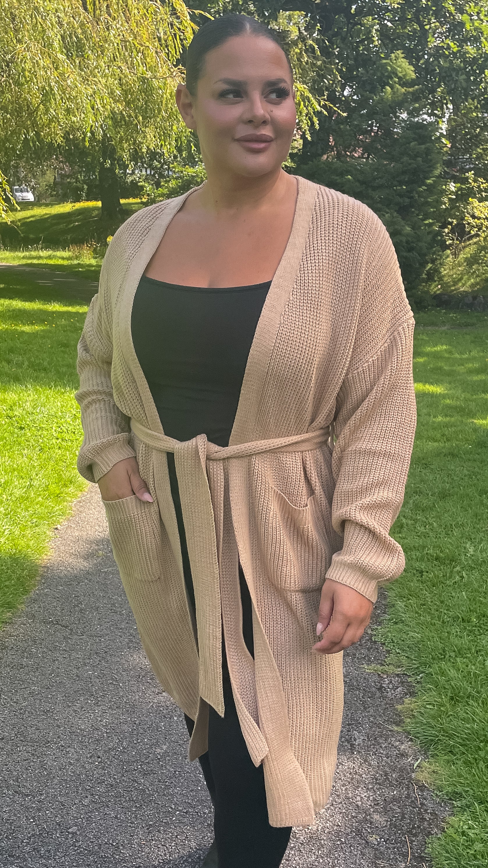 CurveWow Maxi Cardigan Camel - Image 2