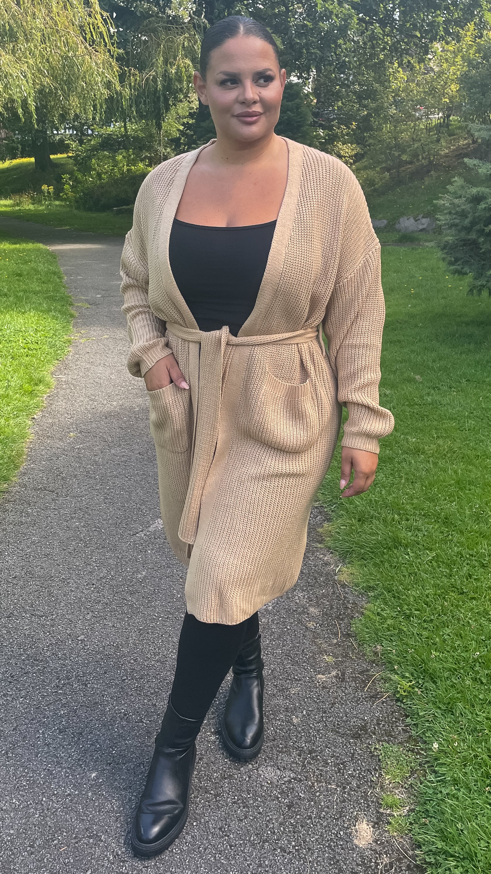 CurveWow Maxi Cardigan Camel - Image 6
