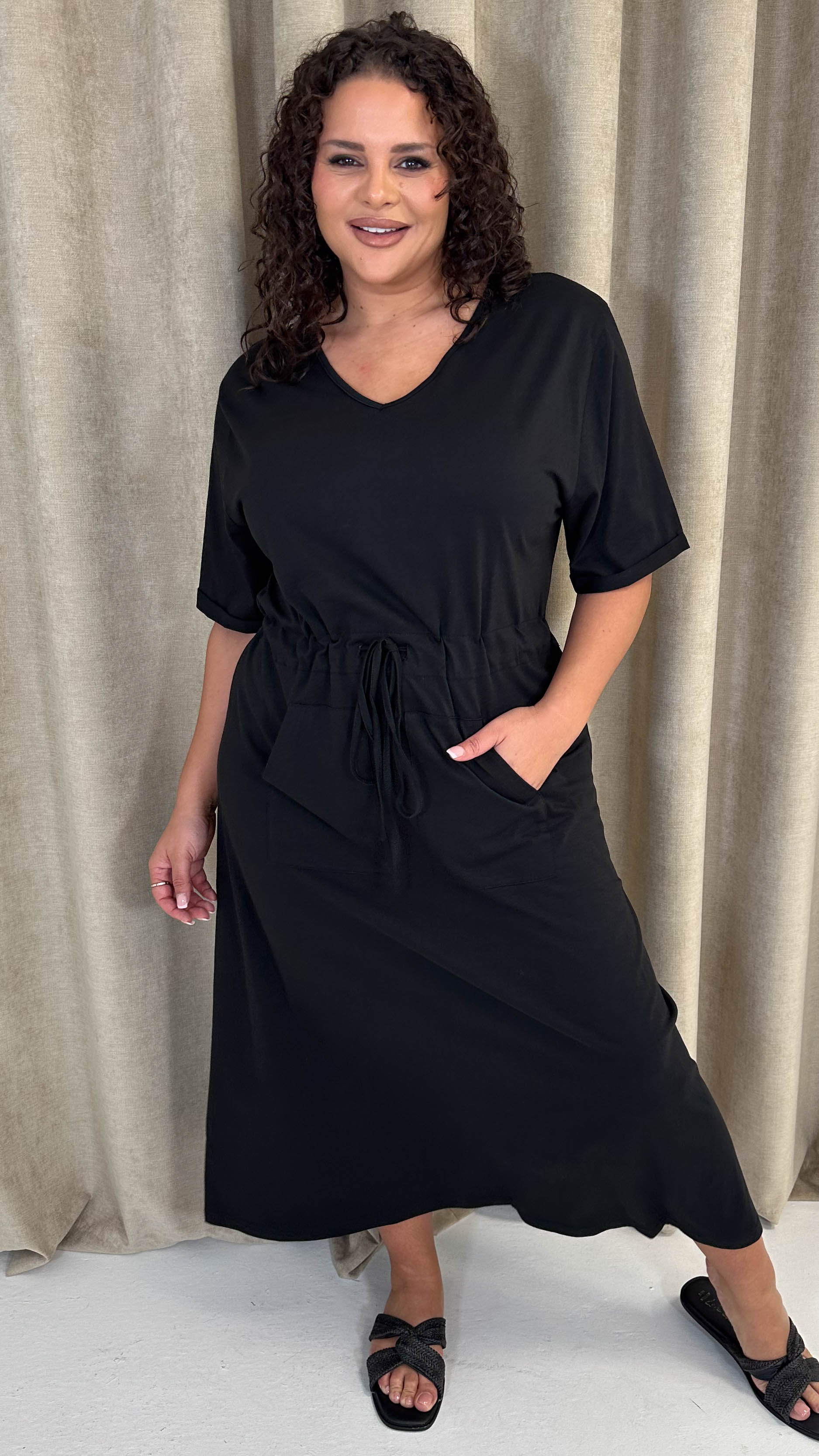 CurveWow Maxi T-Shirt Dress With Drawstring Black - Image 6