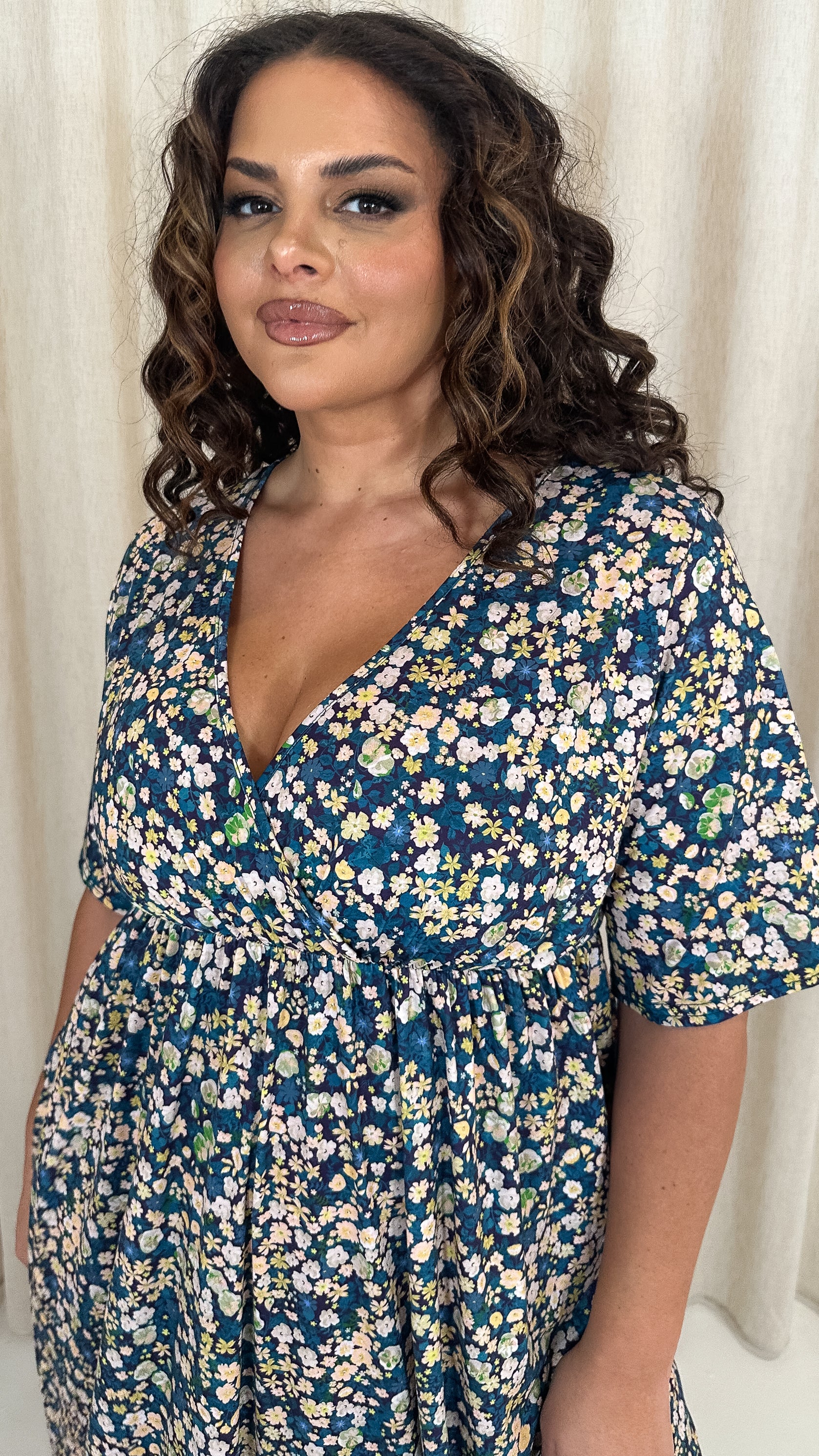 CurveWow Maxi Wrap Dress Blue Floral - Image 2