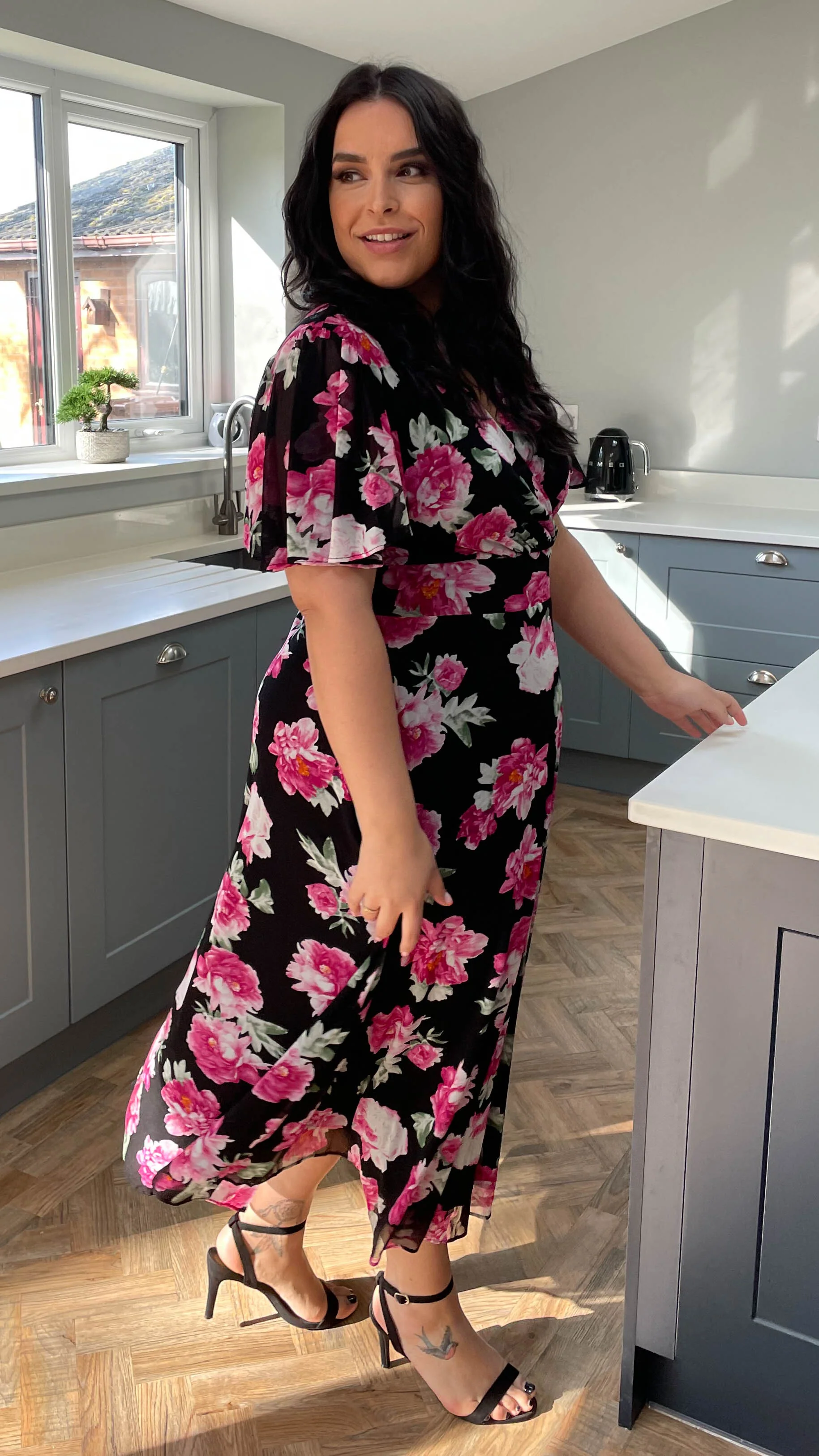 CurveWow Mesh Angel Sleeve Dress Pink Floral - Image 8