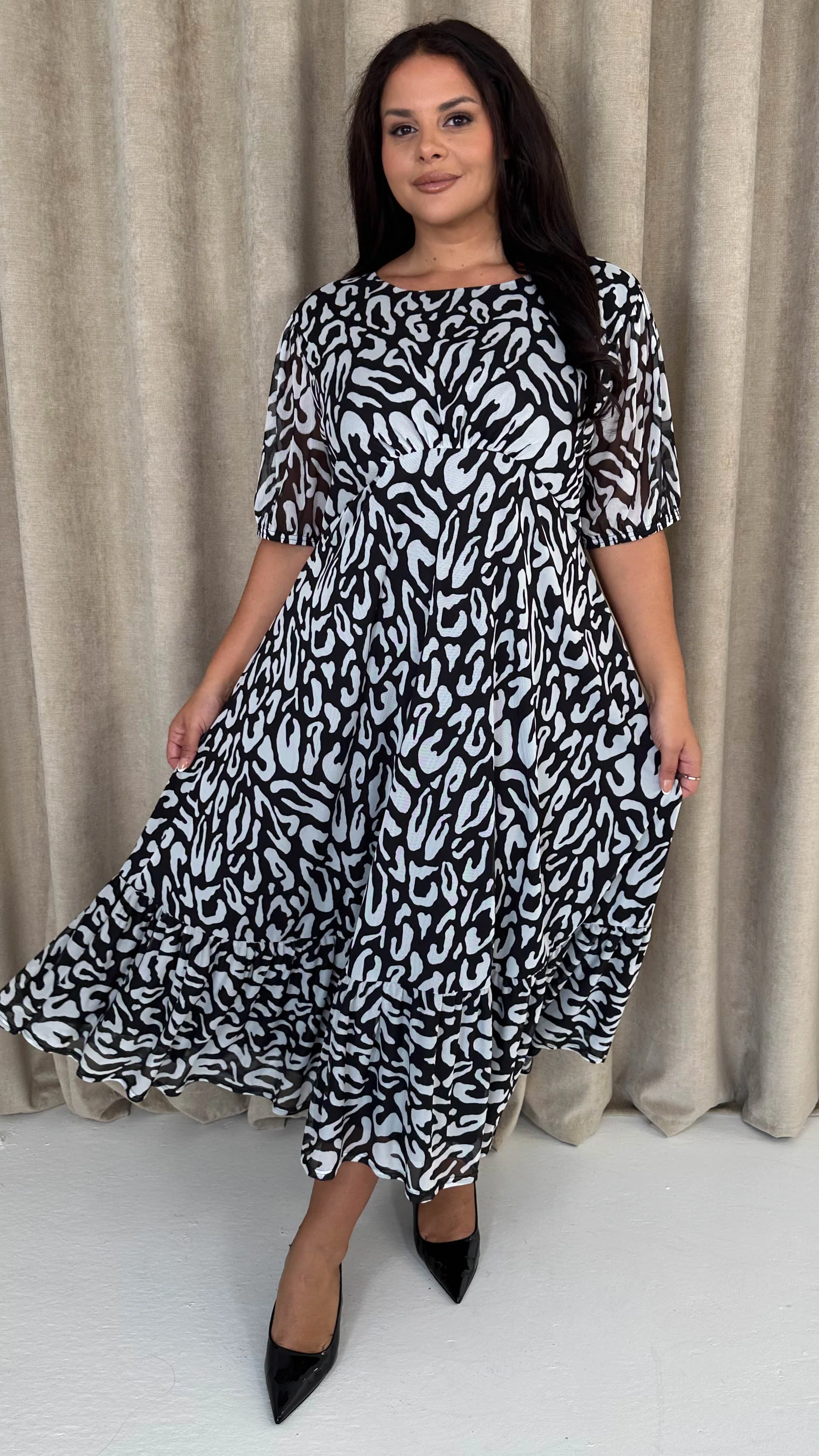 CurveWow Mesh Puff Sleeve Dress Black Leopard - Image 3