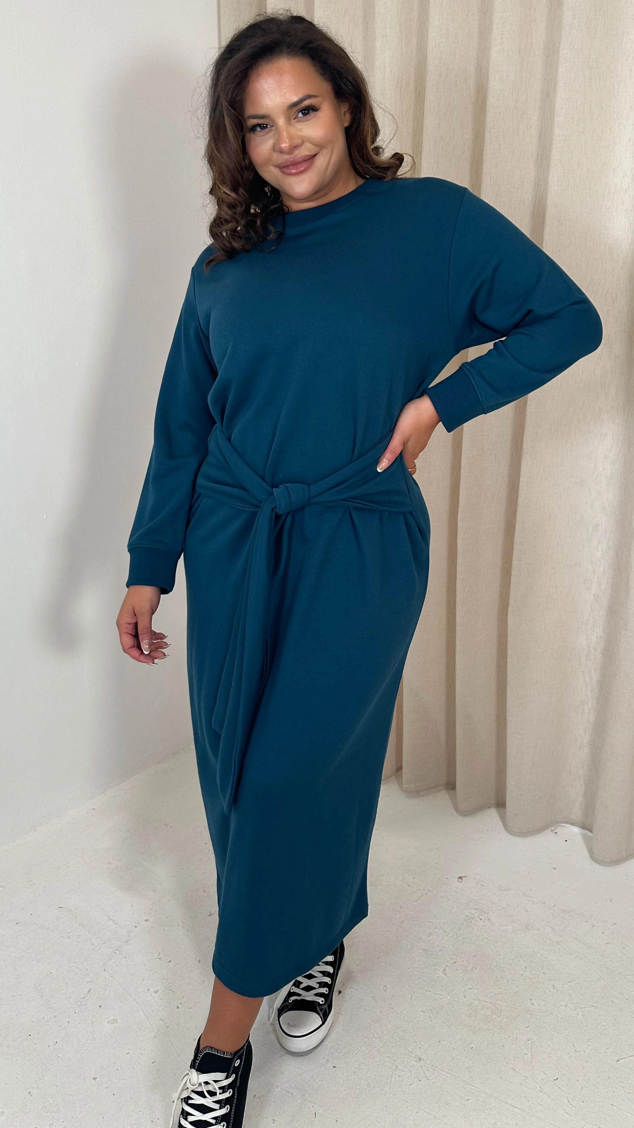 CurveWow Midi Jumper Dress With Tie Waist Dark Teal - Image 5