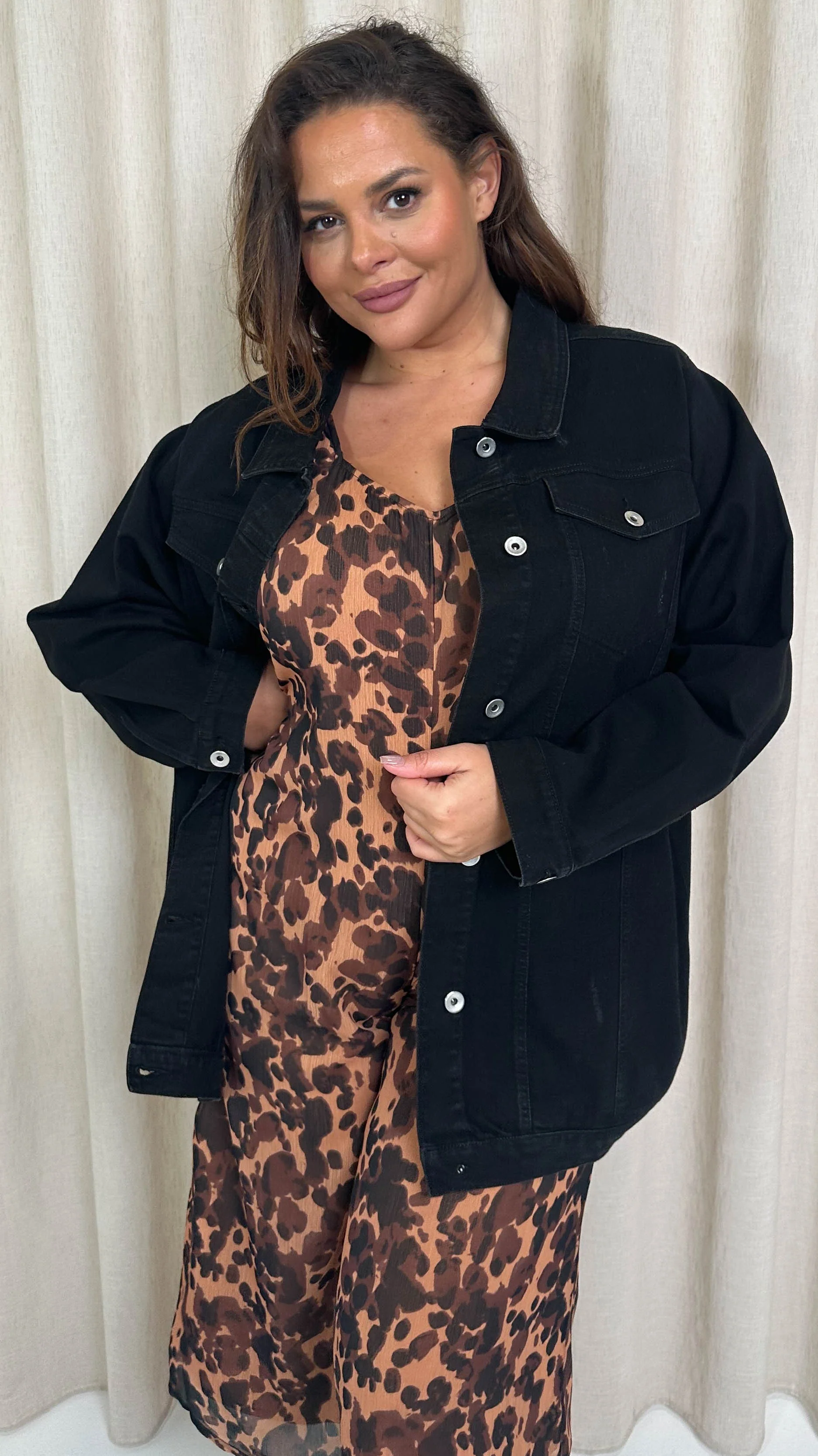CurveWow Oversized Longline Denim Jacket Black - Image 5