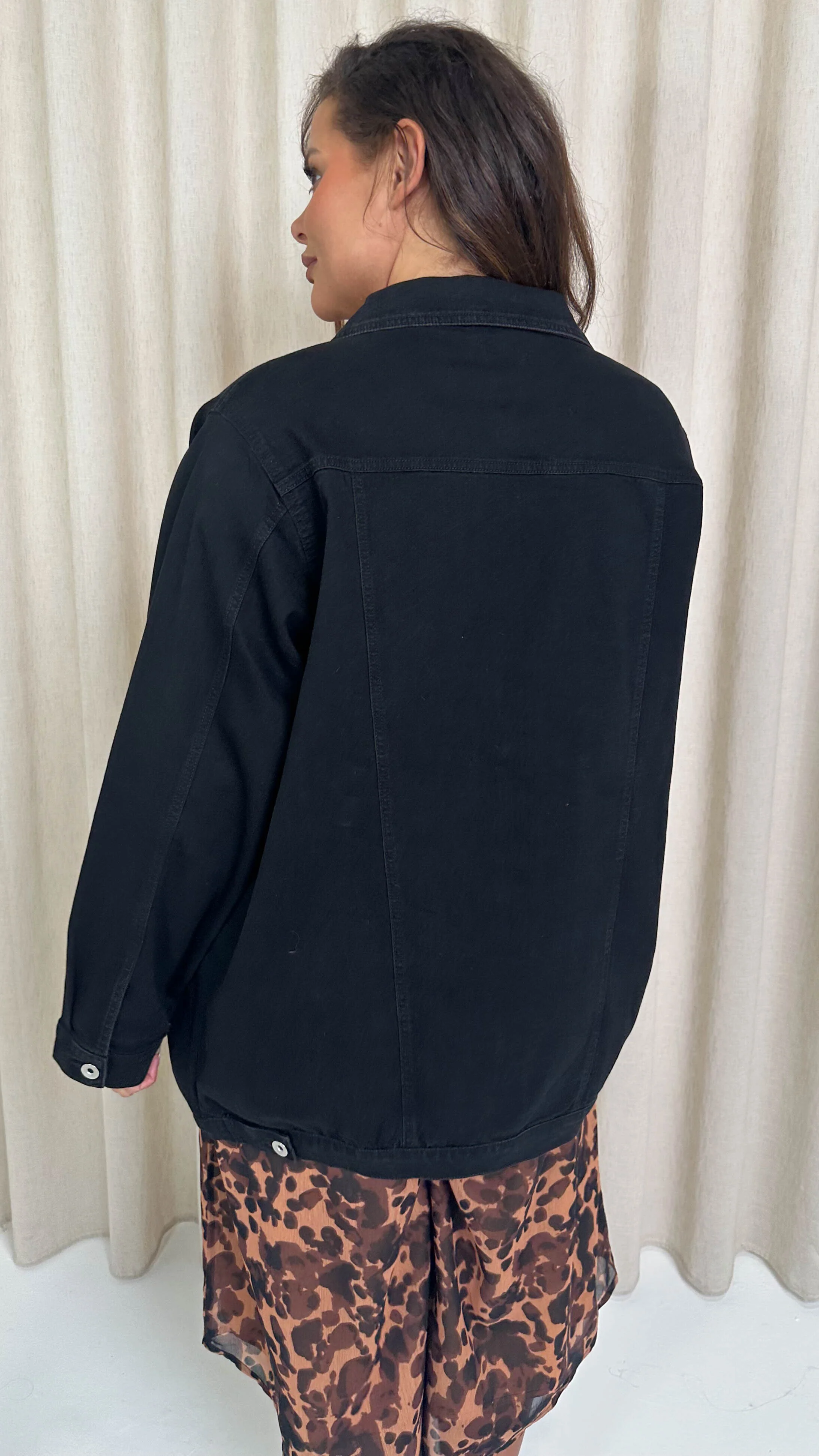 CurveWow Oversized Longline Denim Jacket Black - Image 8