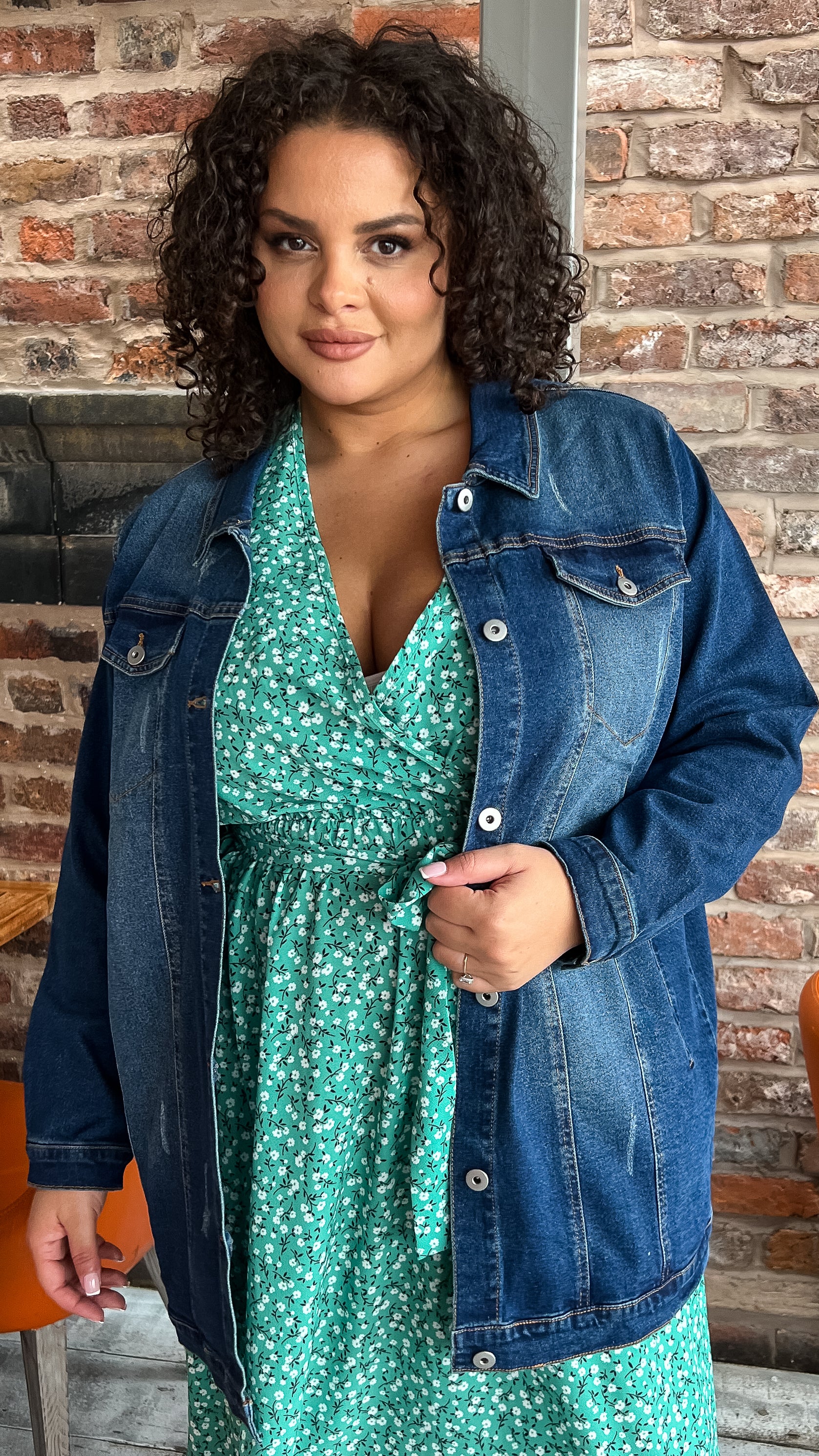 CurveWow Oversized Longline Denim Jacket Mid Wash - Image 3