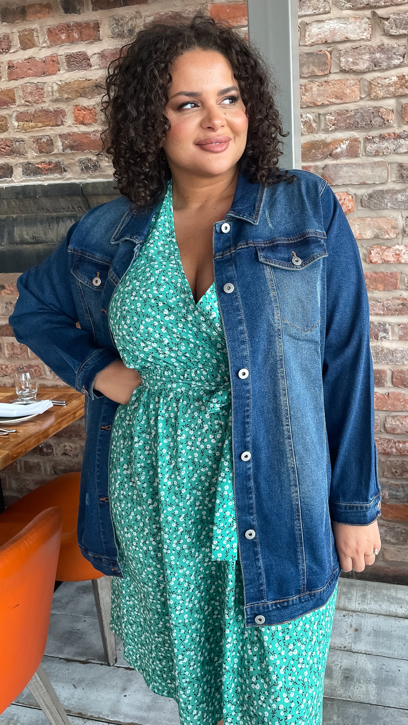 CurveWow Oversized Longline Denim Jacket Mid Wash - Image 4