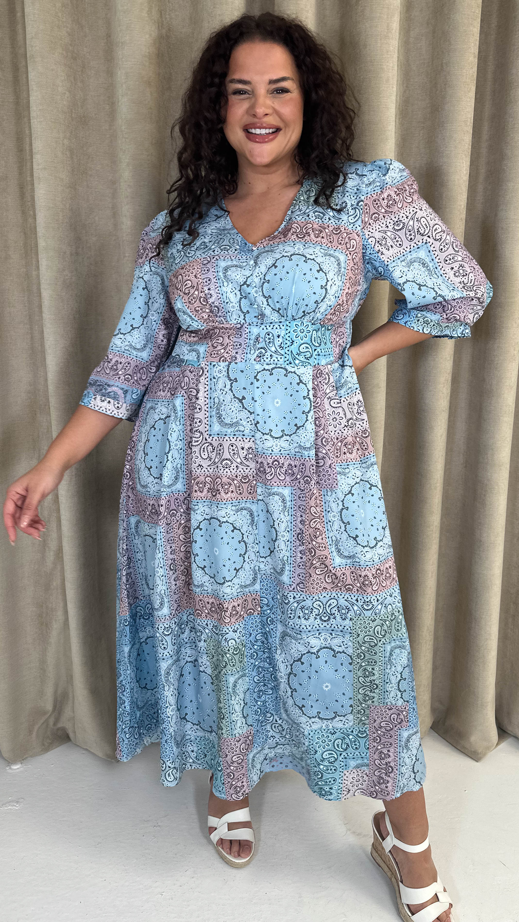 CurveWow Maxi Dress Multi Paisley - Image 4