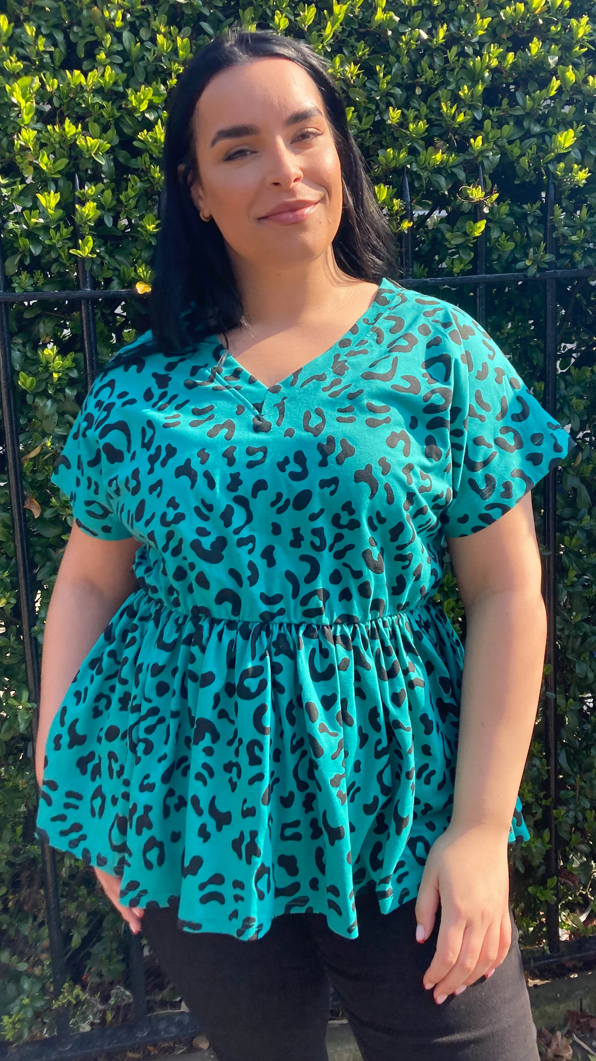 CurveWow Peplum V-Neck Green Leopard - Image 4