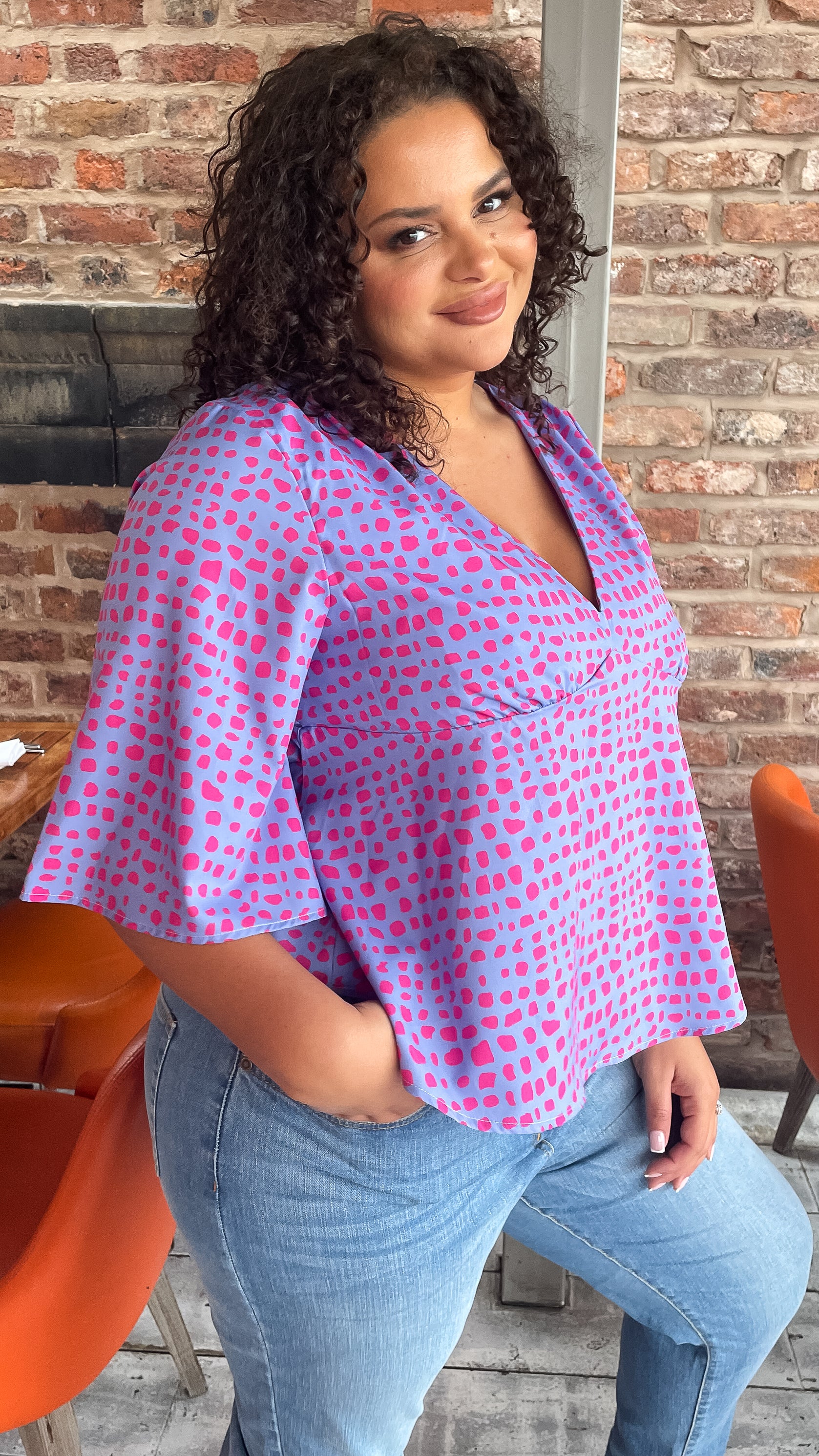 CurveWow Lilac & Pink Spot Flutter Sleeve Top - Image 7