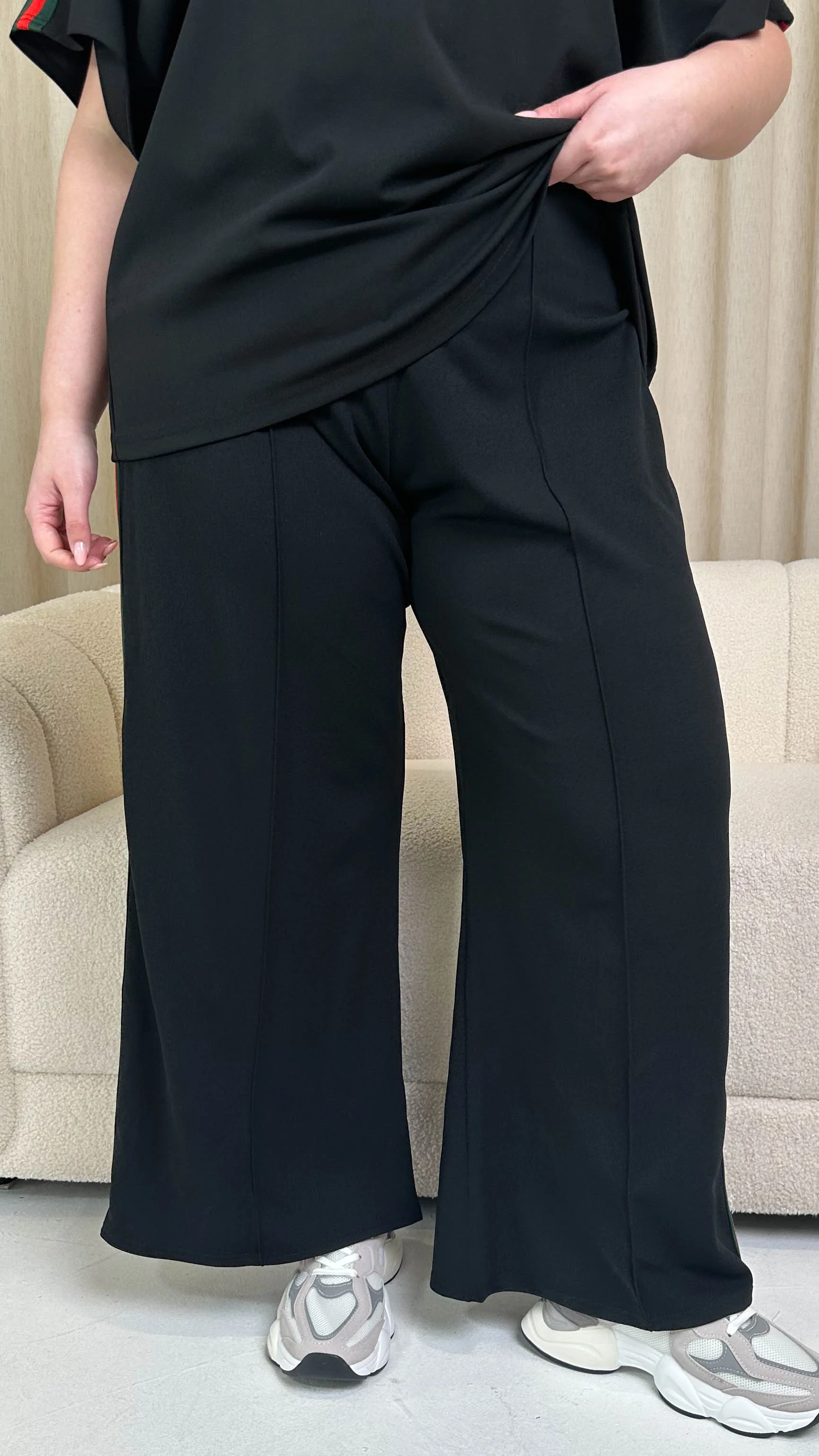 CurveWow Pintuck Front Side Tape Trouser Black - Image 6