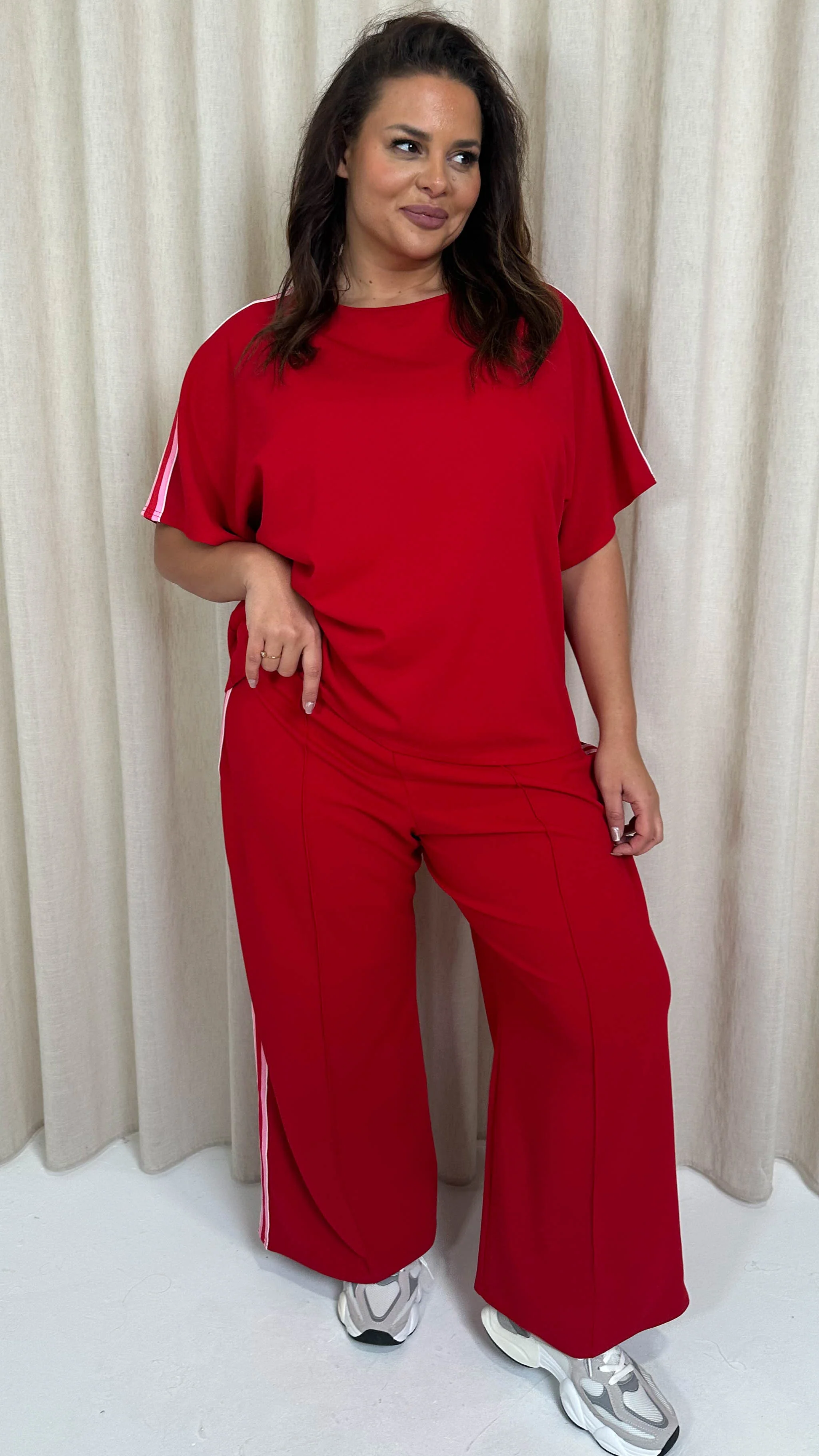 CurveWow Pintuck Front Side Tape Trouser Red - Image 5