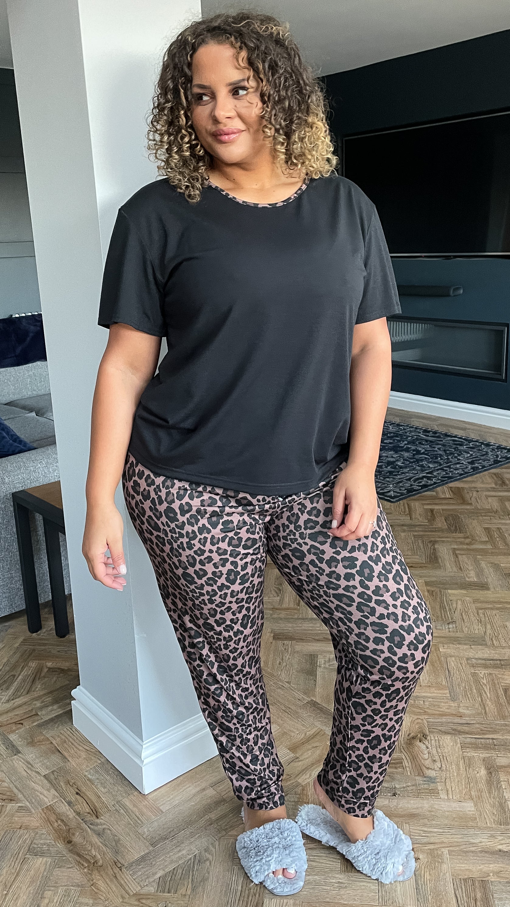 CurveWow PJ Set Brown Leopard - Image 6