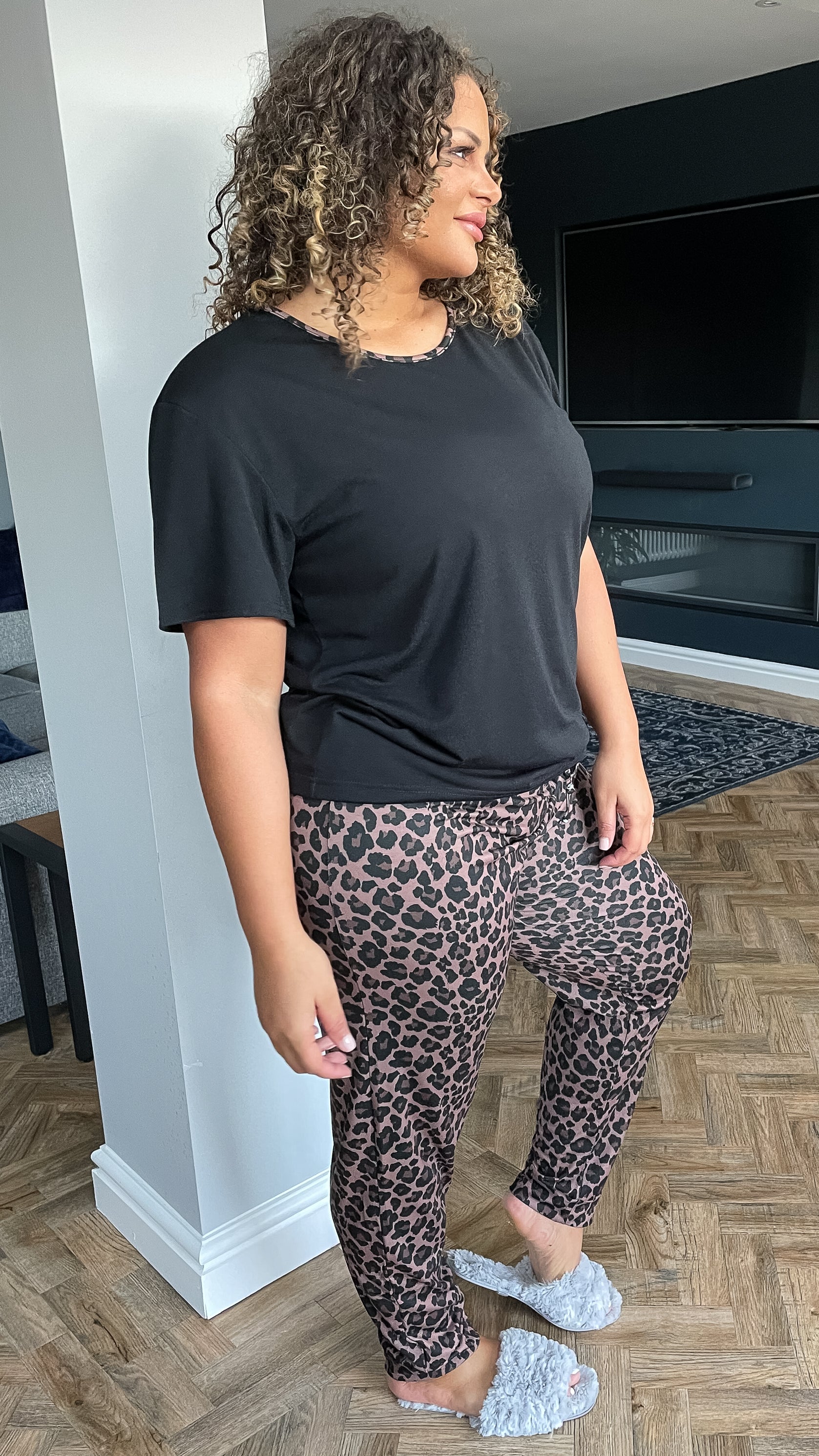 CurveWow PJ Set Brown Leopard - Image 7