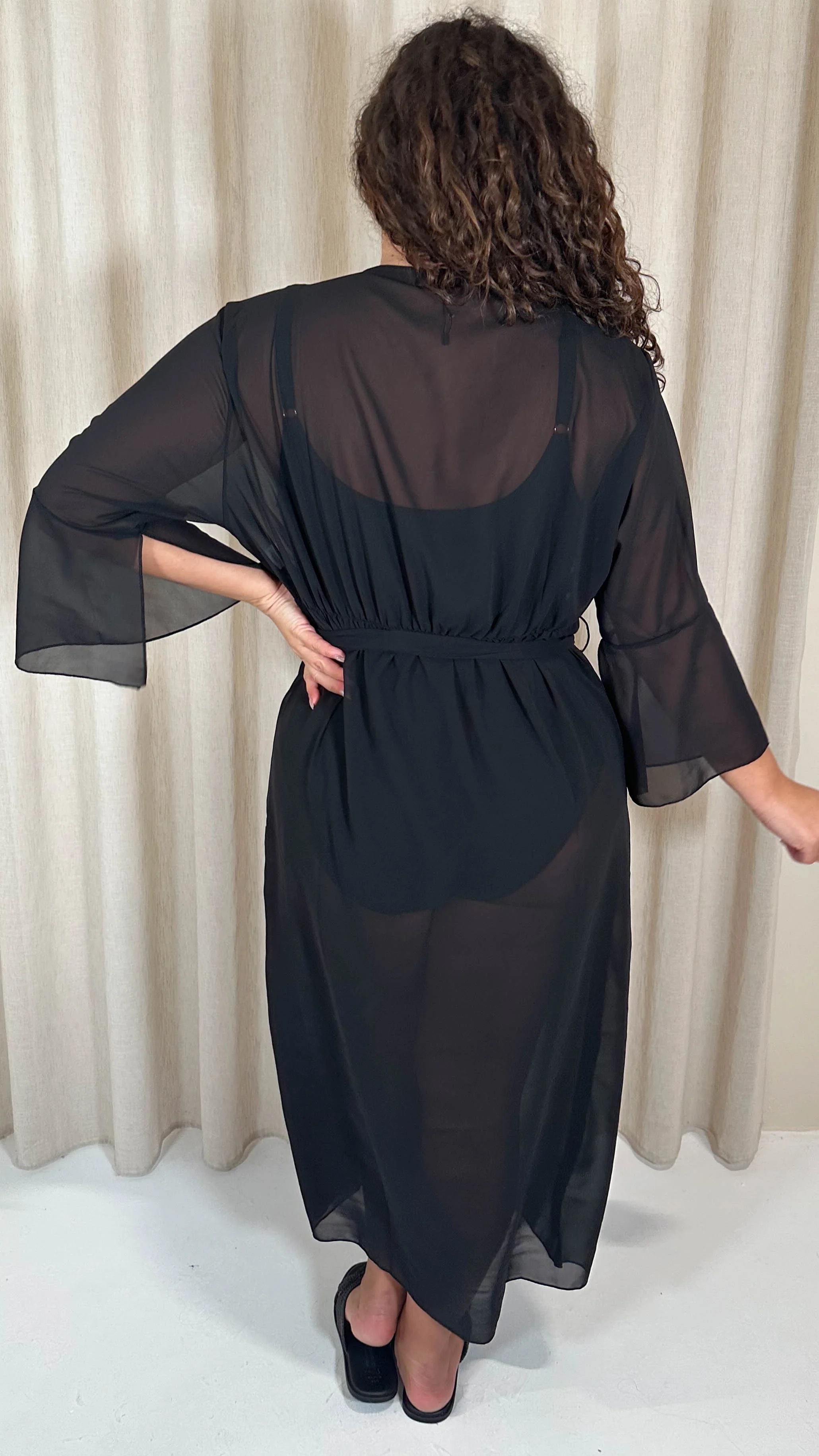 CurveWow Plain Maxi Beach Kaftan Black - Image 8