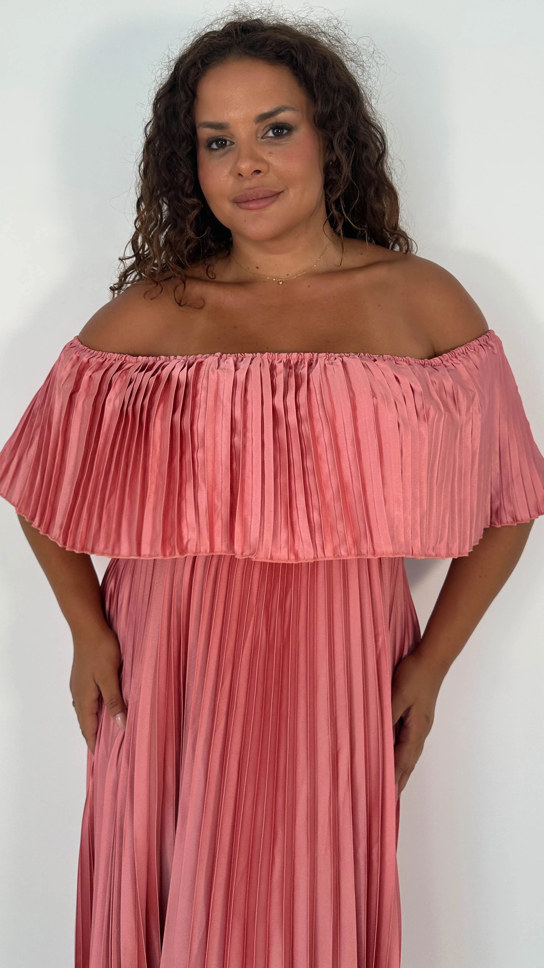 CurveWow Pleated Bardot Maxi Dress Blush - Image 2