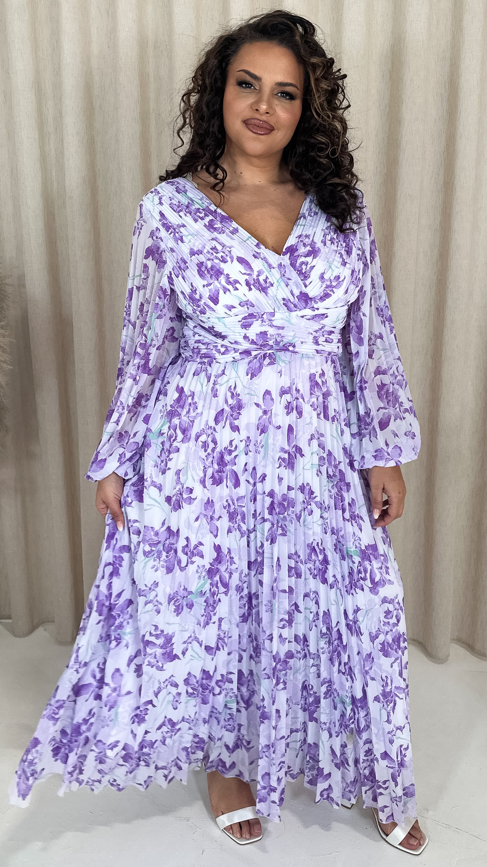 CurveWow Pleated Wrap Maxi Dress Lilac Floral - Image 3