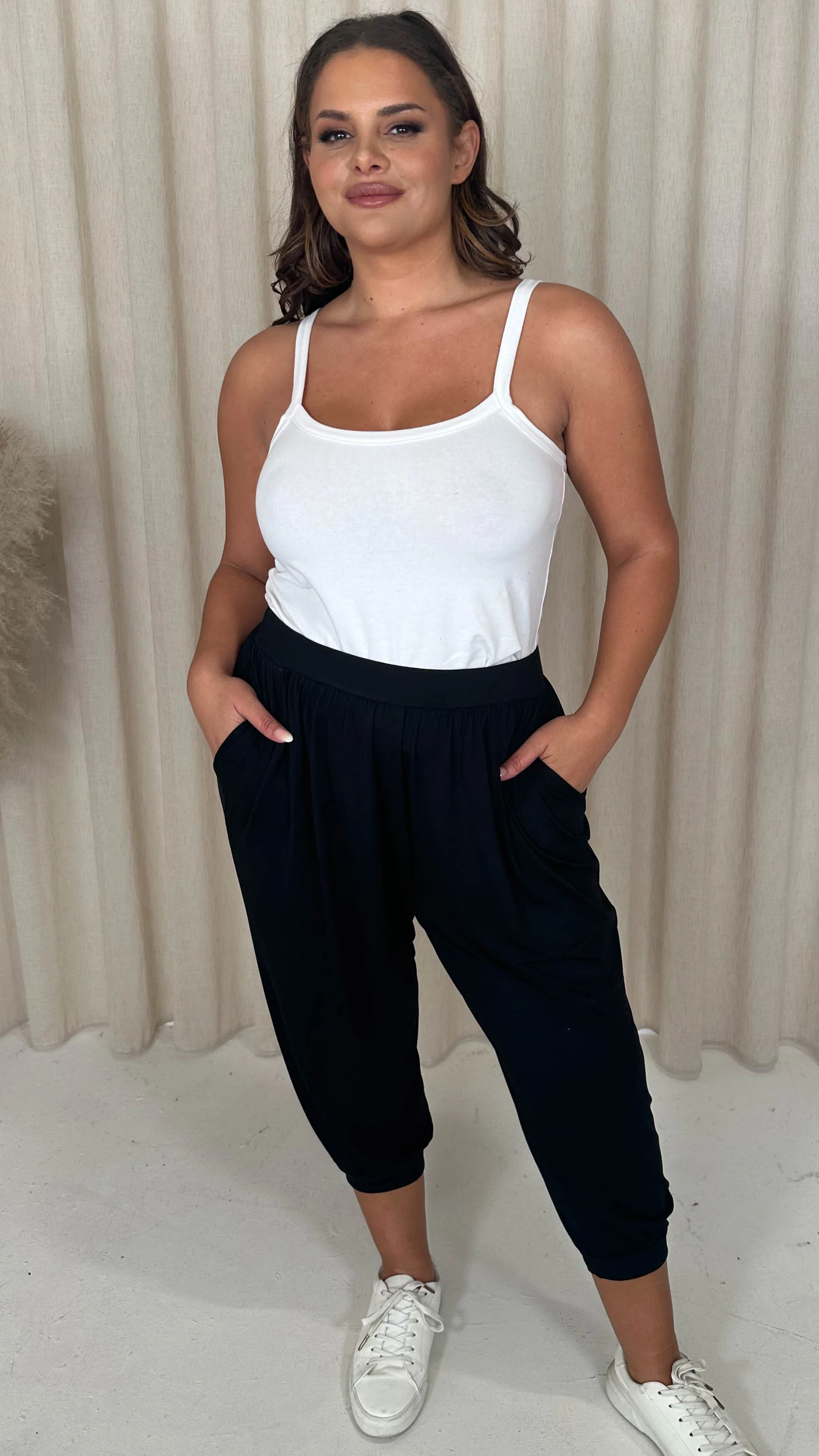 CurveWow Pocket Harem Trouser Black - Image 2
