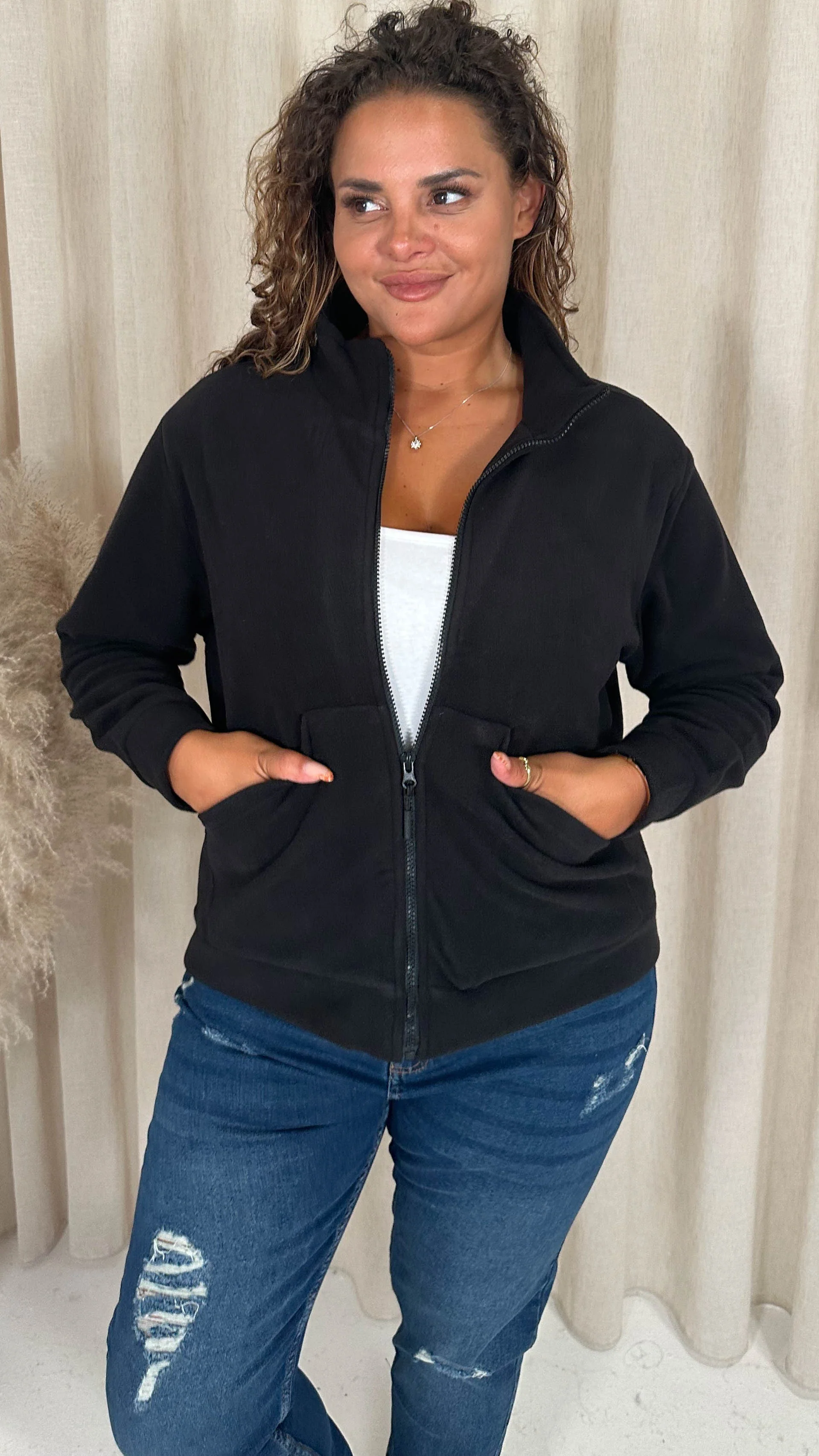 CurveWow Polar Fleece Jacket Black - Image 4