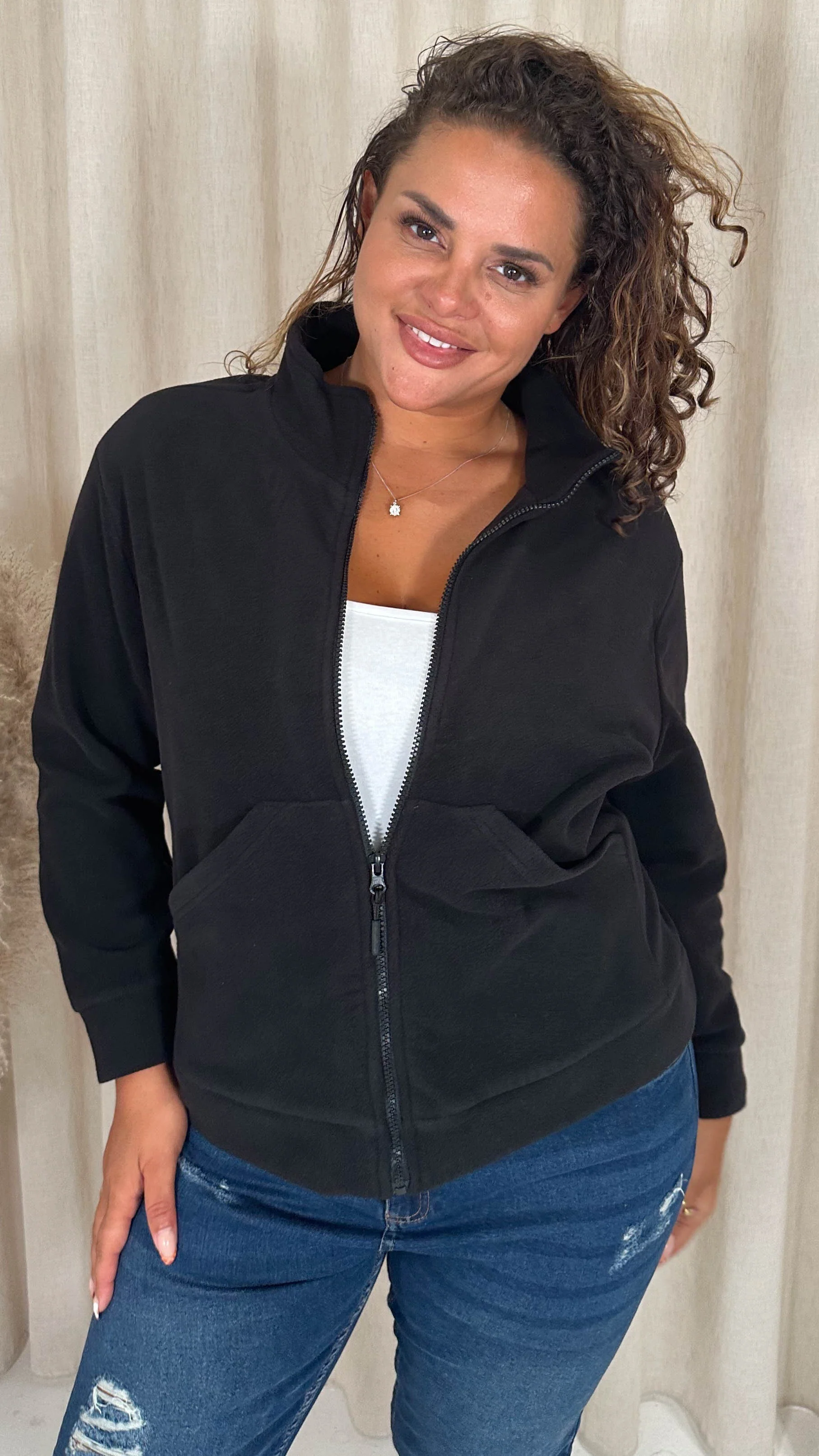 CurveWow Polar Fleece Jacket Black - Image 5