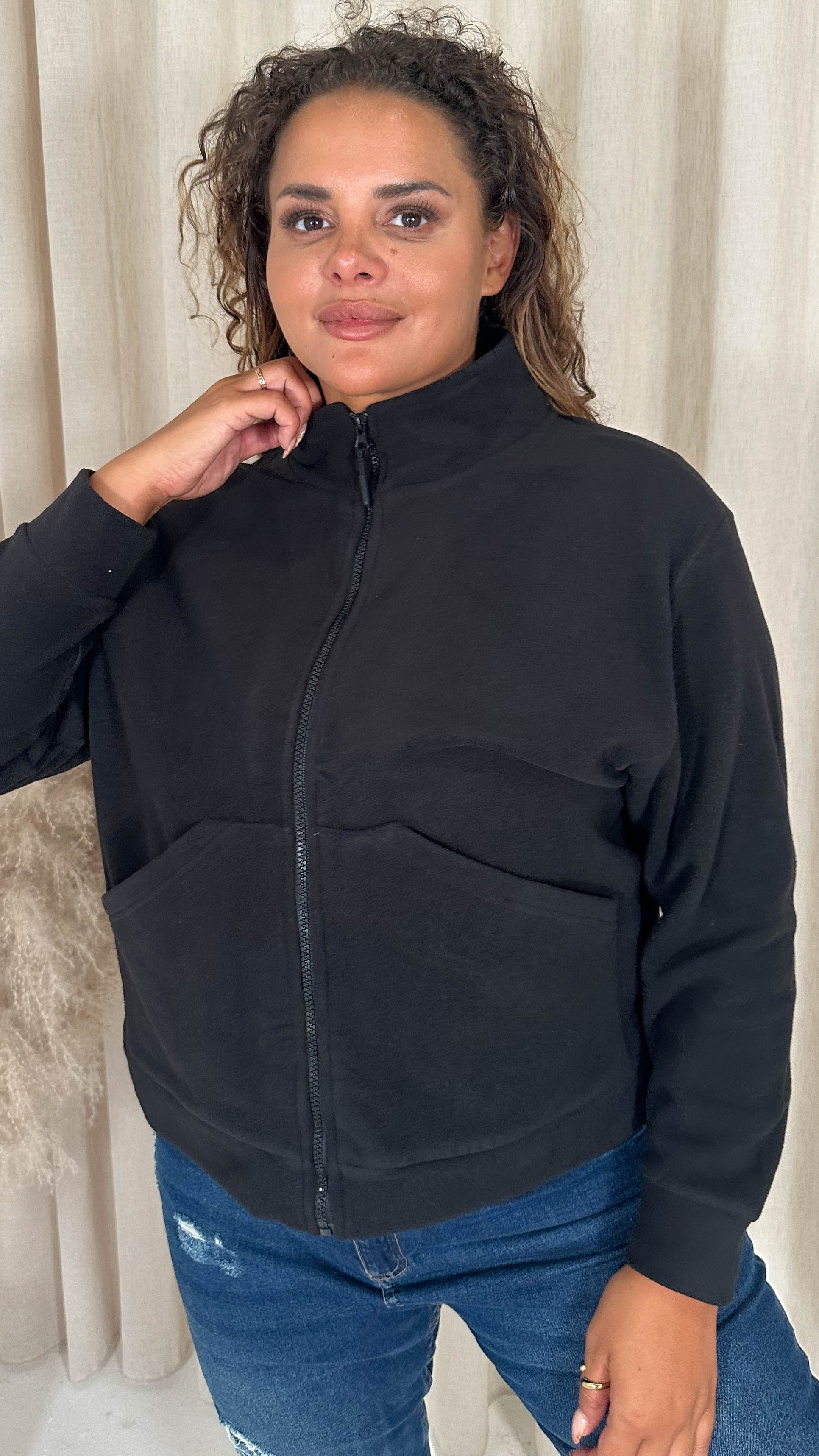 CurveWow Polar Fleece Jacket Black - Image 6
