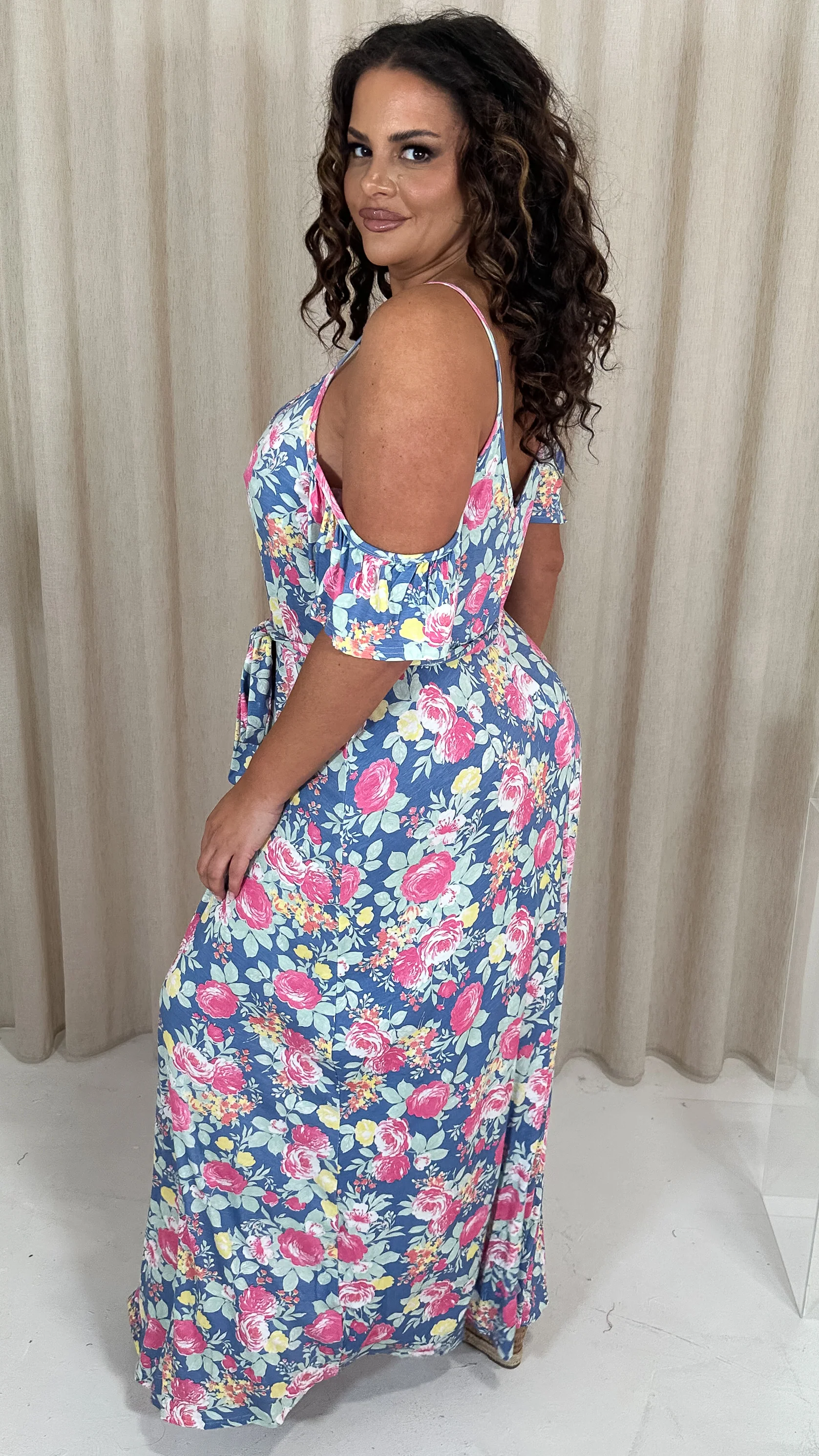CurveWow Printed Cold Shoulder Maxi Dress Blue Multi Floral - Image 8