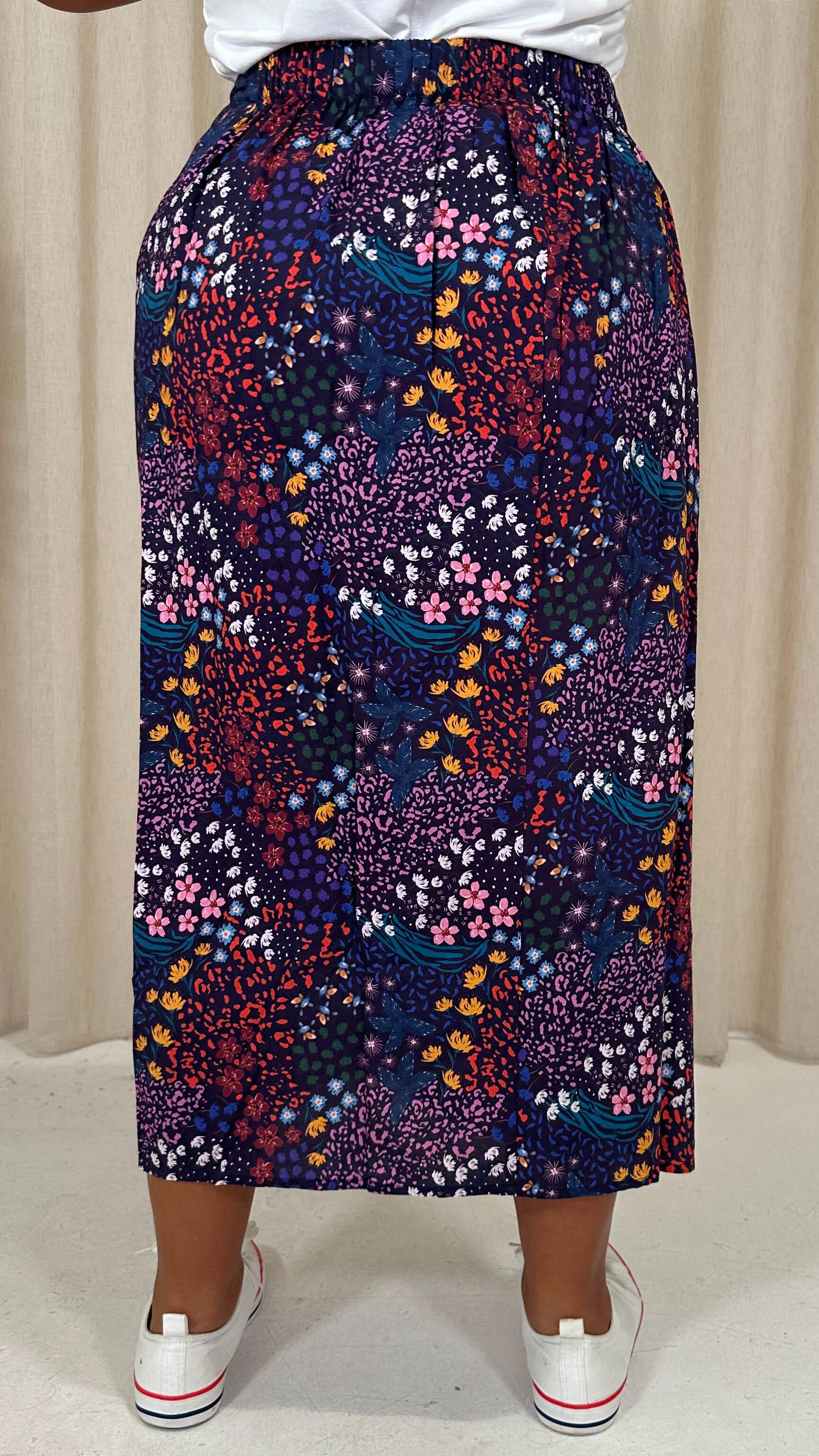 CurveWow Printed Drape Front Midi Skirt Mixed Patchwork Floral - Image 7