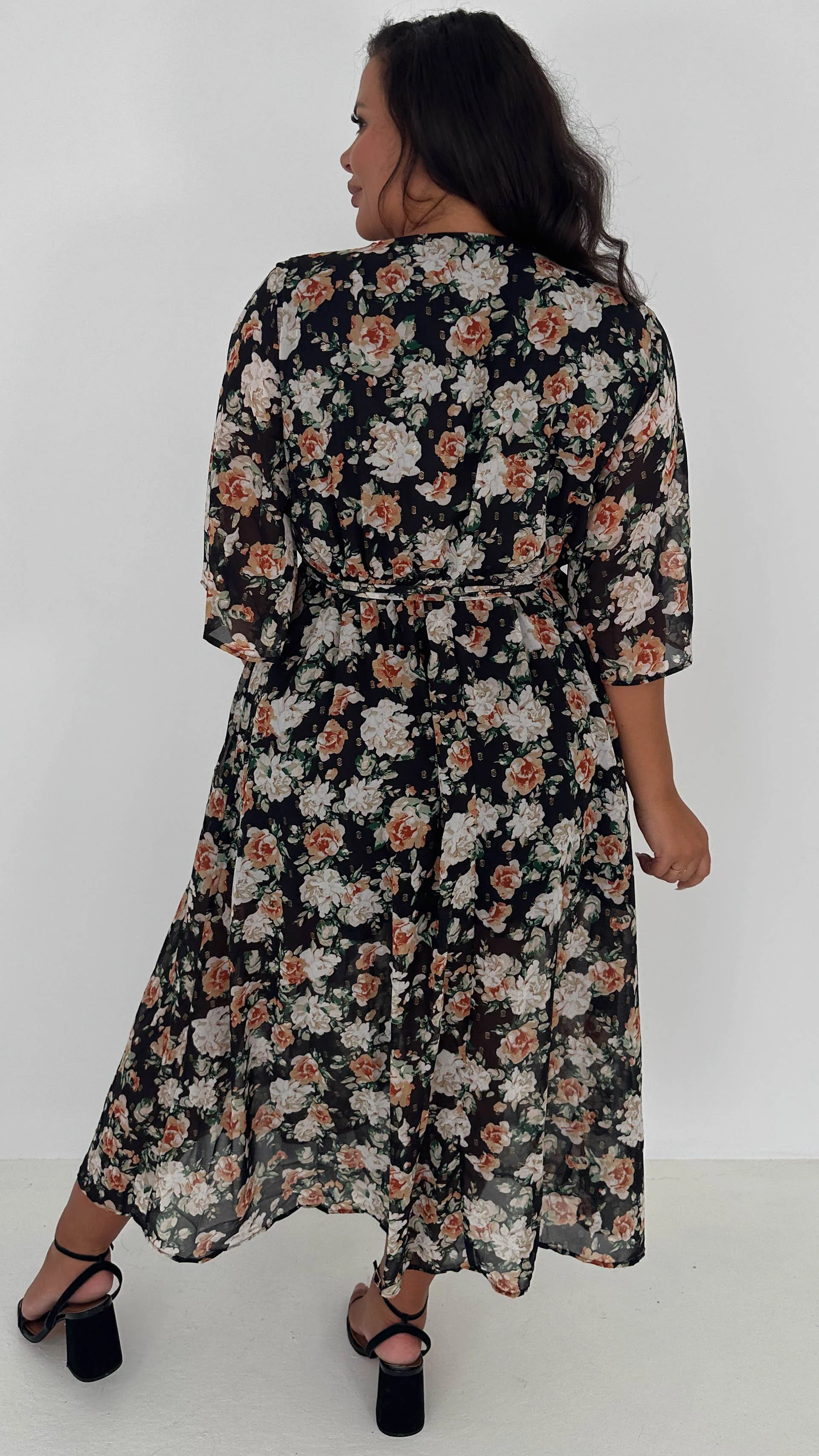CurveWow Flared Sleeve Maxi Dress Black Floral - Image 7