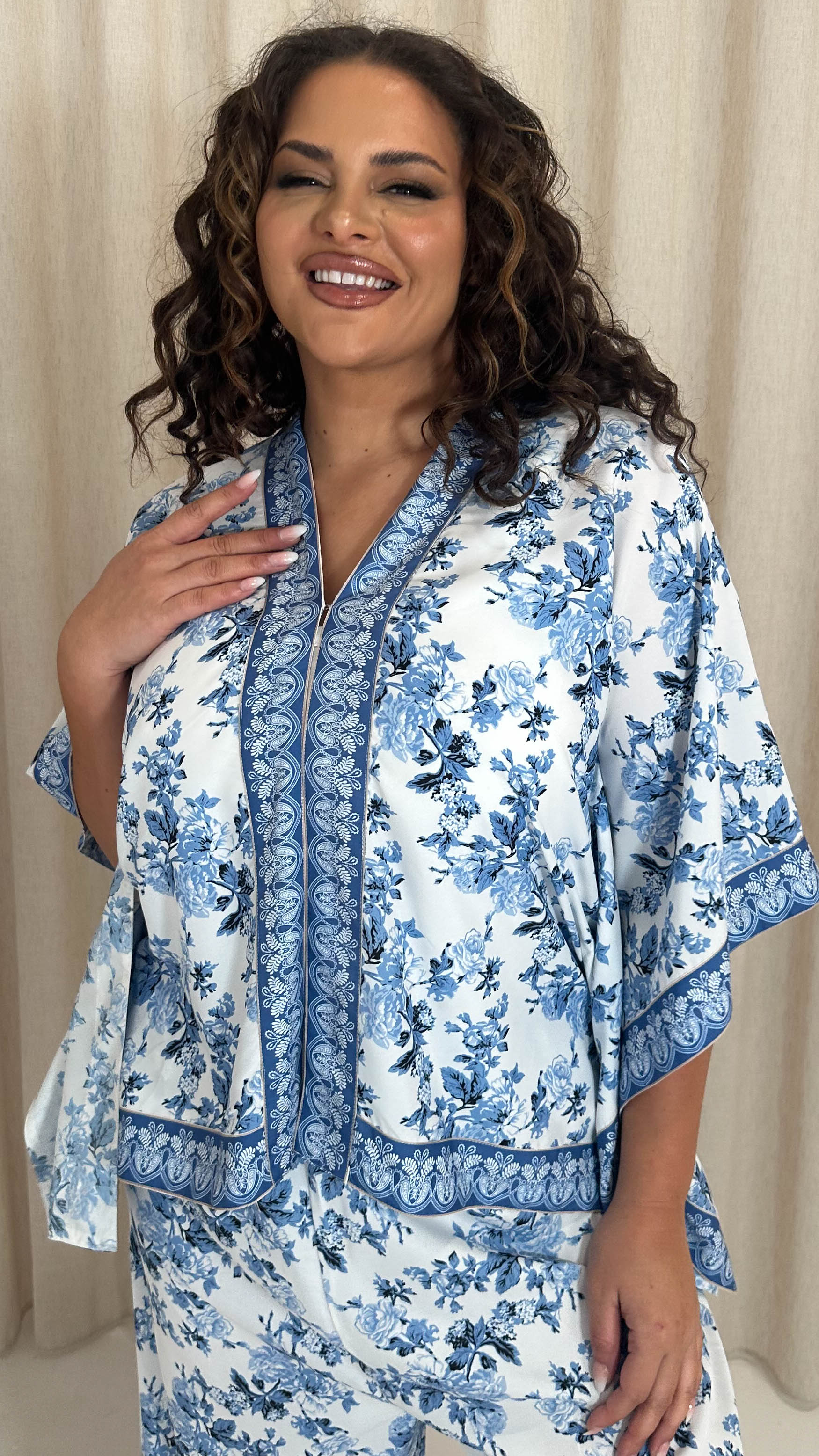 CurveWow Printed Kaftan Top Blue Oriental - Image 5