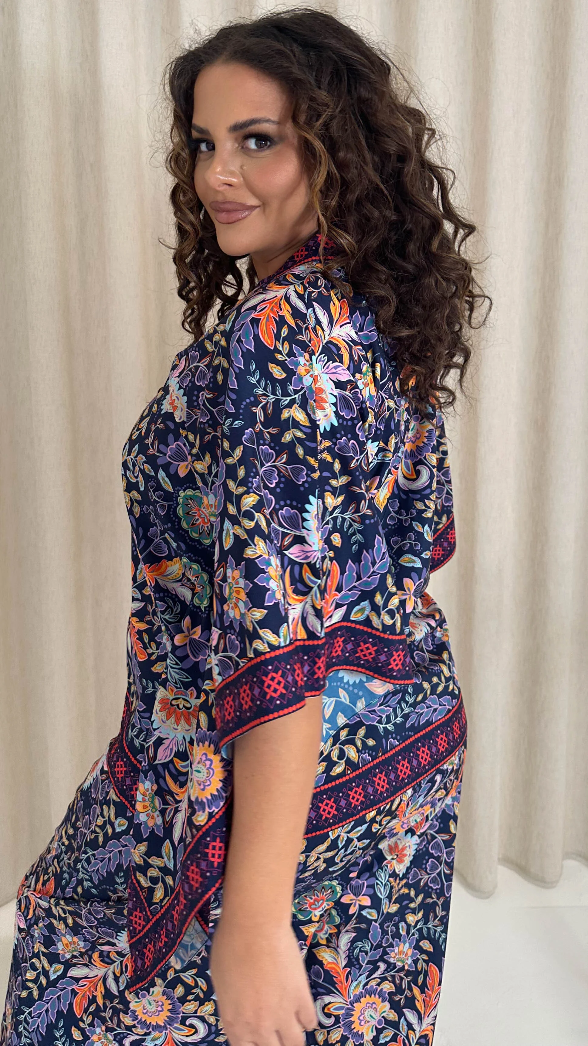 CurveWow Printed Kaftan Top Multi Floral - Image 2