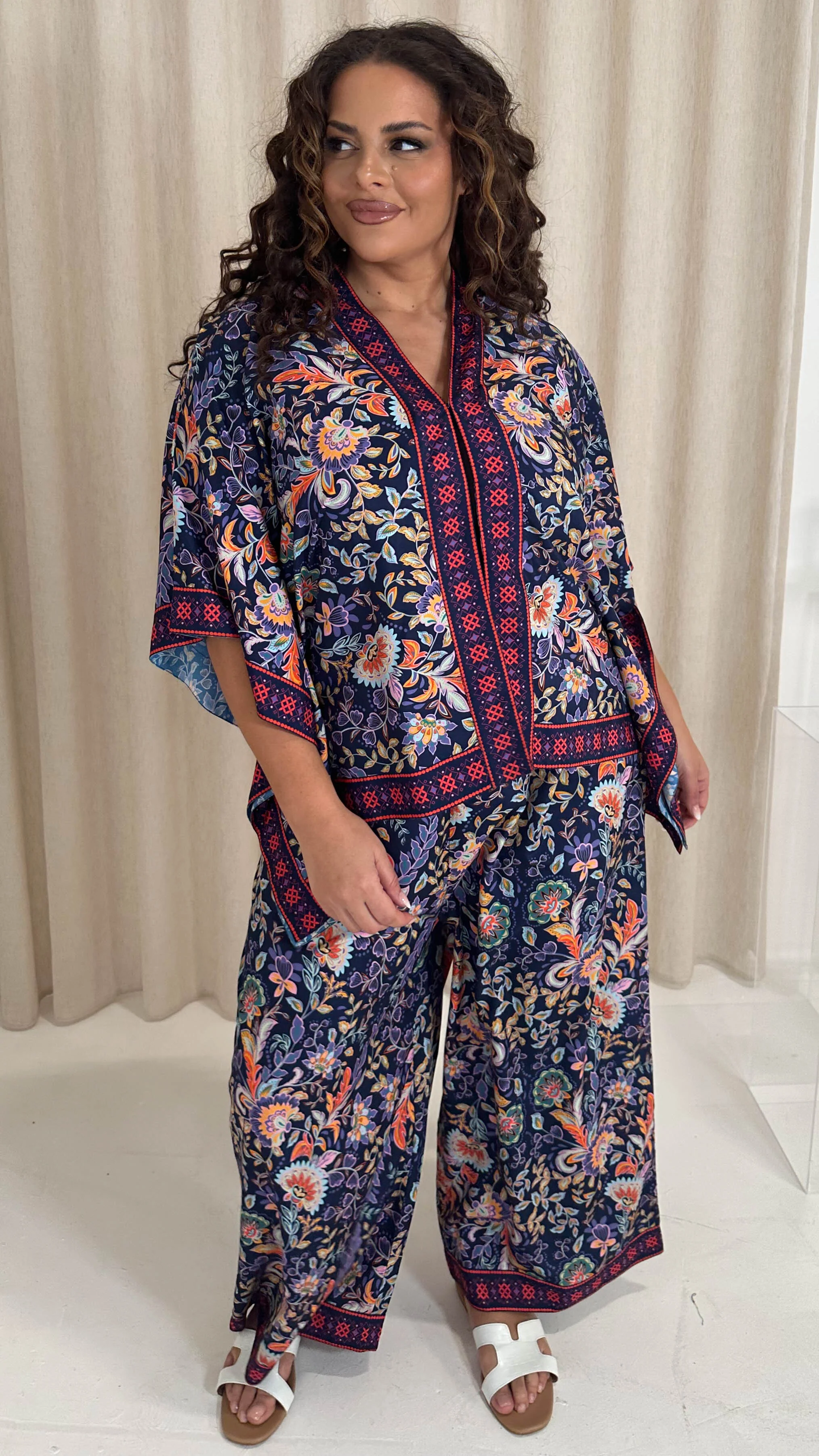 CurveWow Printed Kaftan Top Multi Floral - Image 5