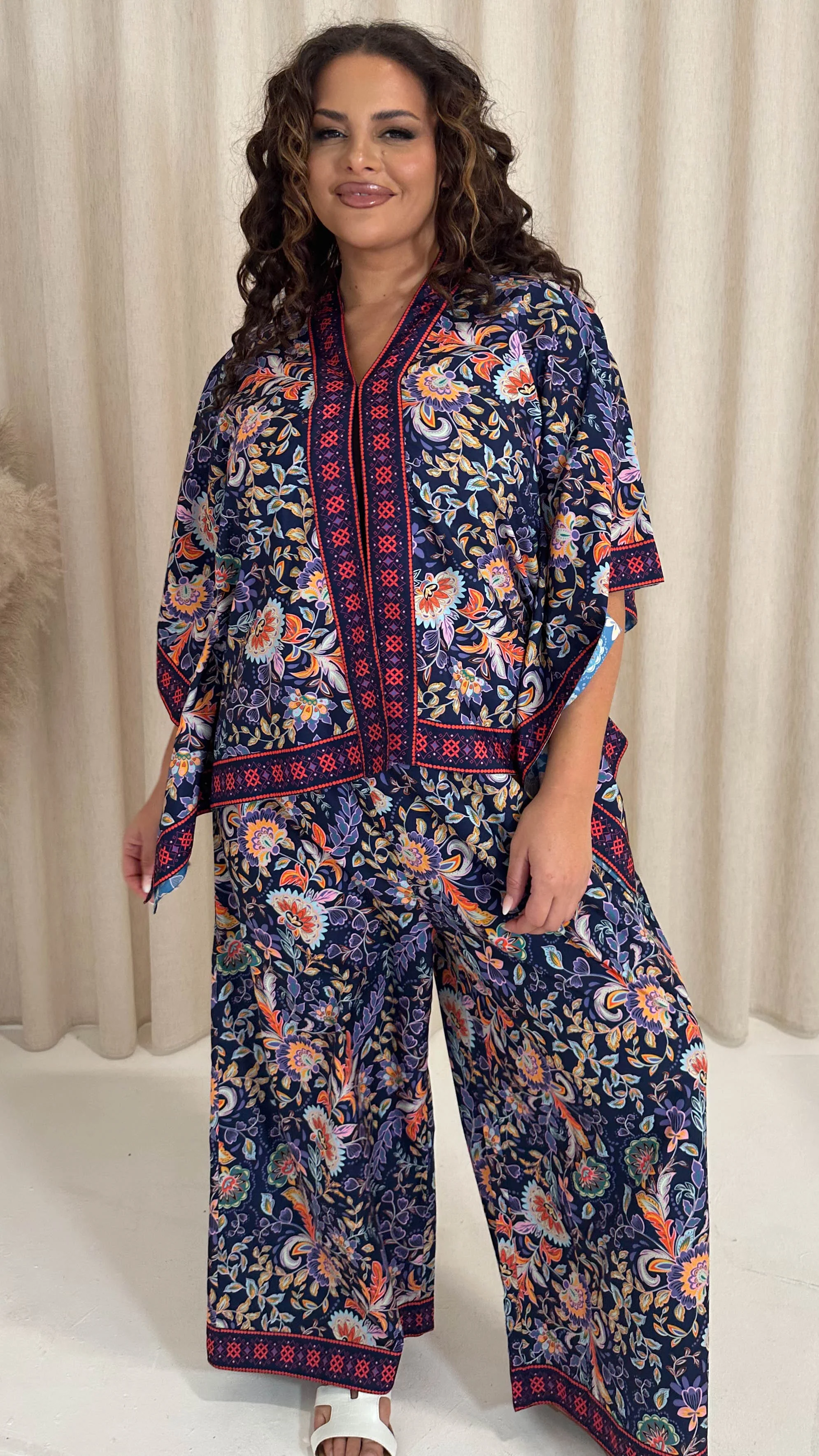 CurveWow Printed Kaftan Top Multi Floral - Image 6