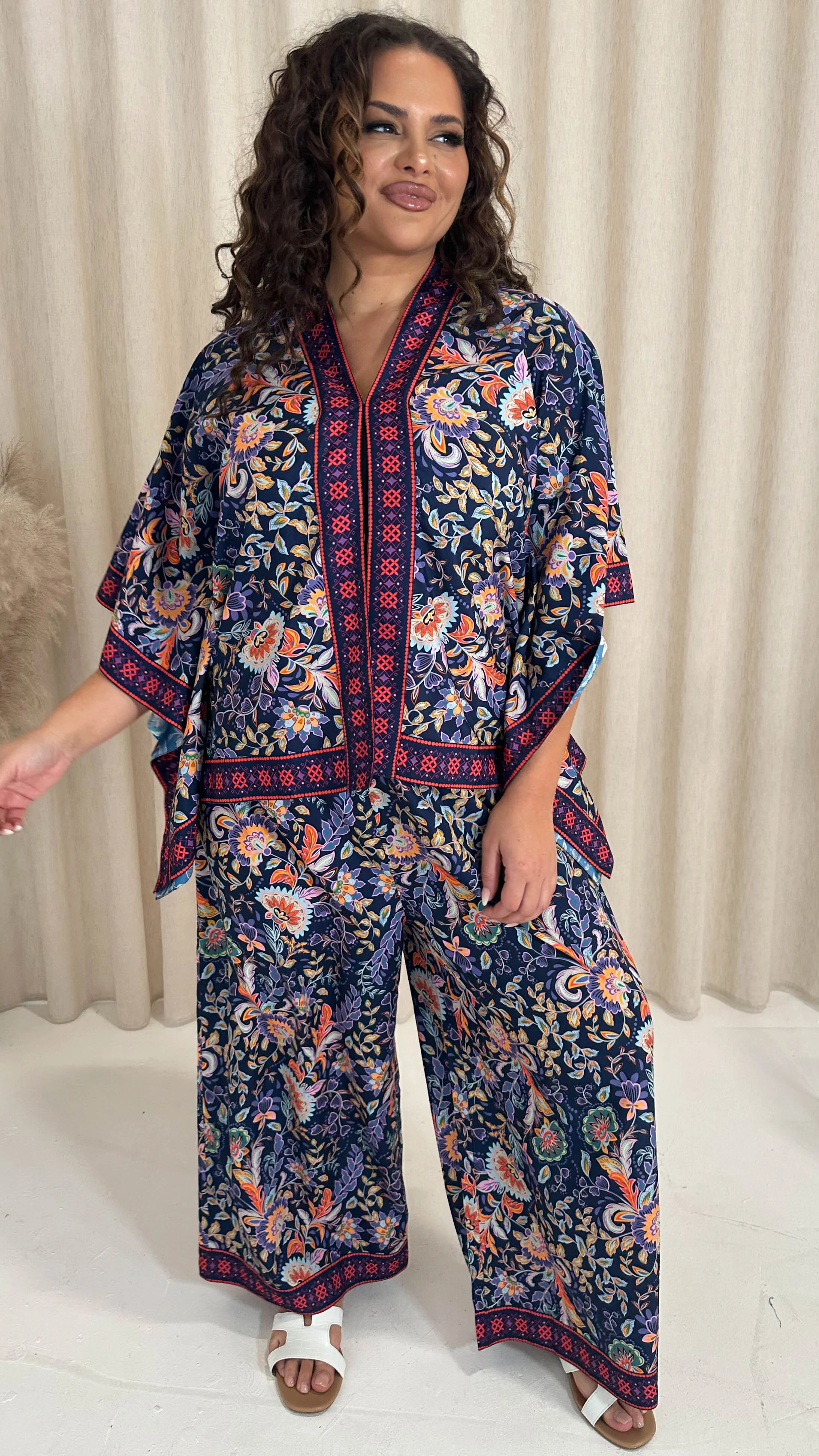 CurveWow Printed Kaftan Top Multi Floral - Image 8