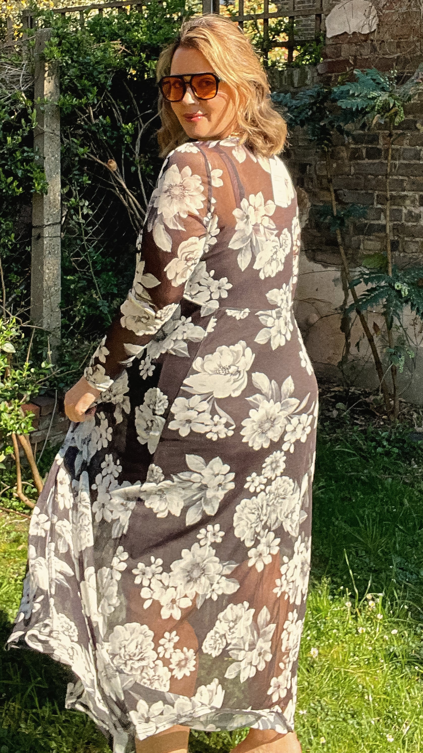 CurveWow Printed Mesh Maxi Dress Black White Floral - Image 4