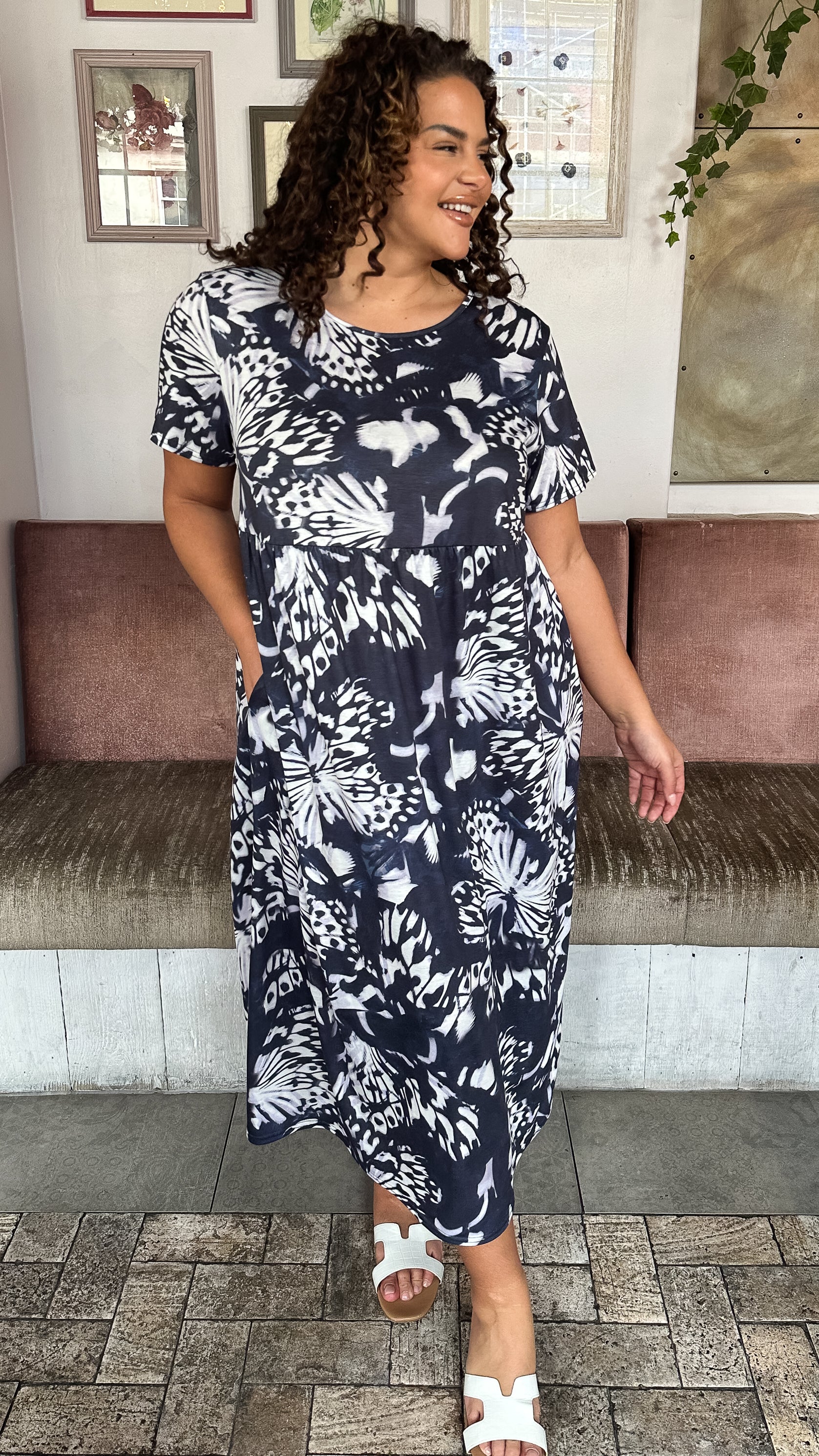 CurveWow Printed Pocket T-Shirt Dress Navy Butterfly - Image 7