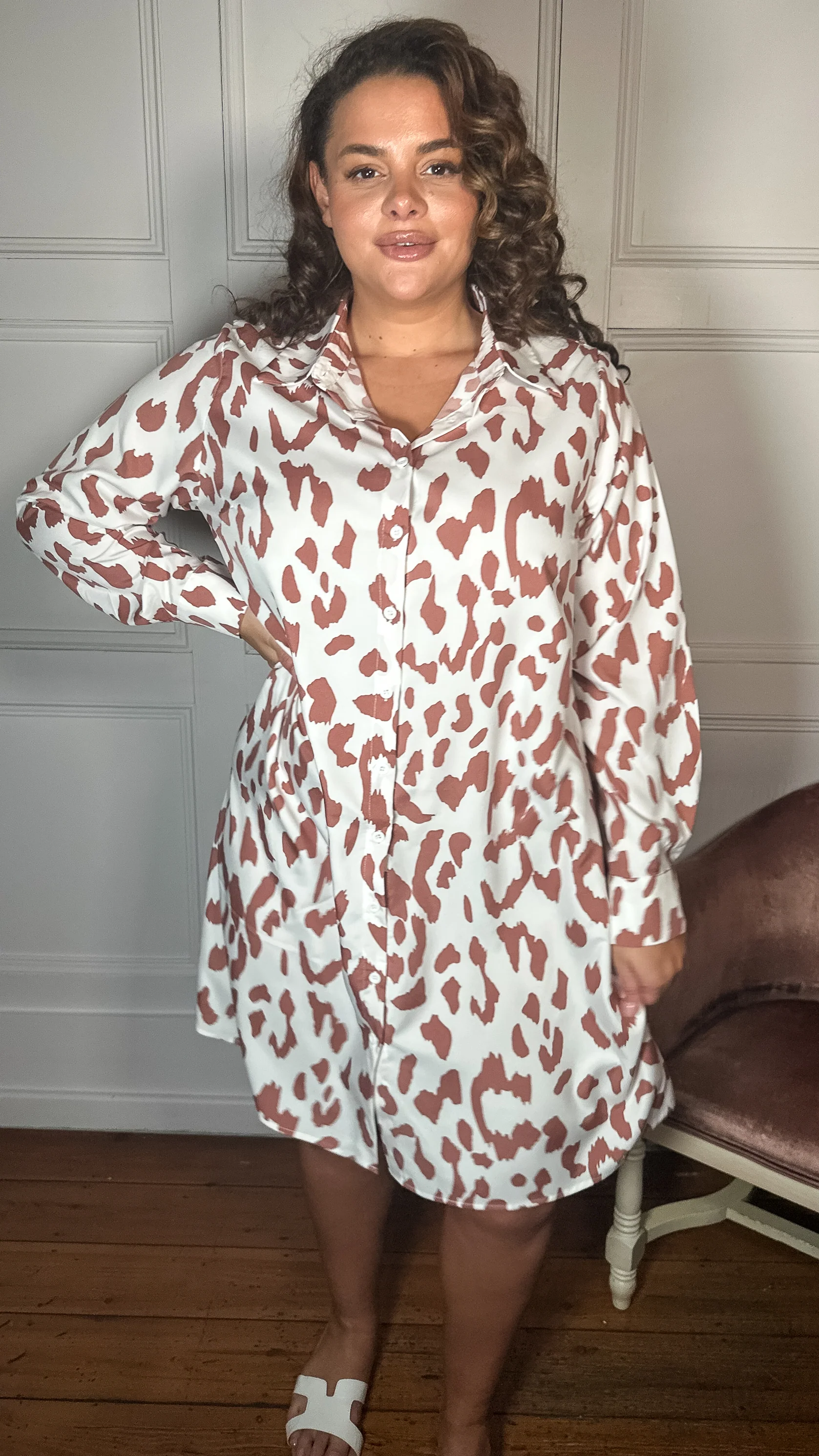 CurveWow Printed Shirt Dress White Animal - Image 4