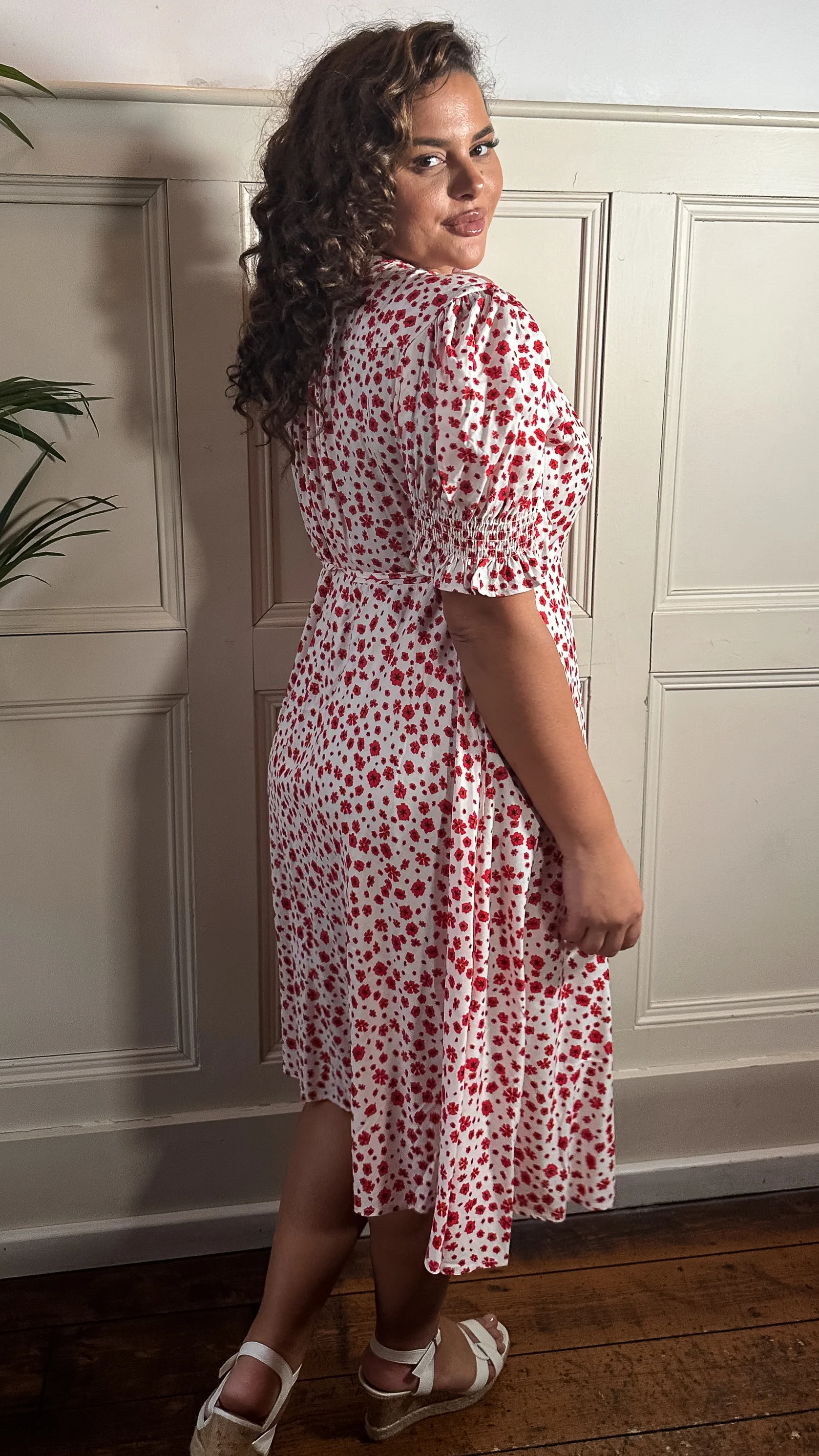CurveWow Printed Puff Sleeve Wrap Midi Dress Red Floral - Image 5