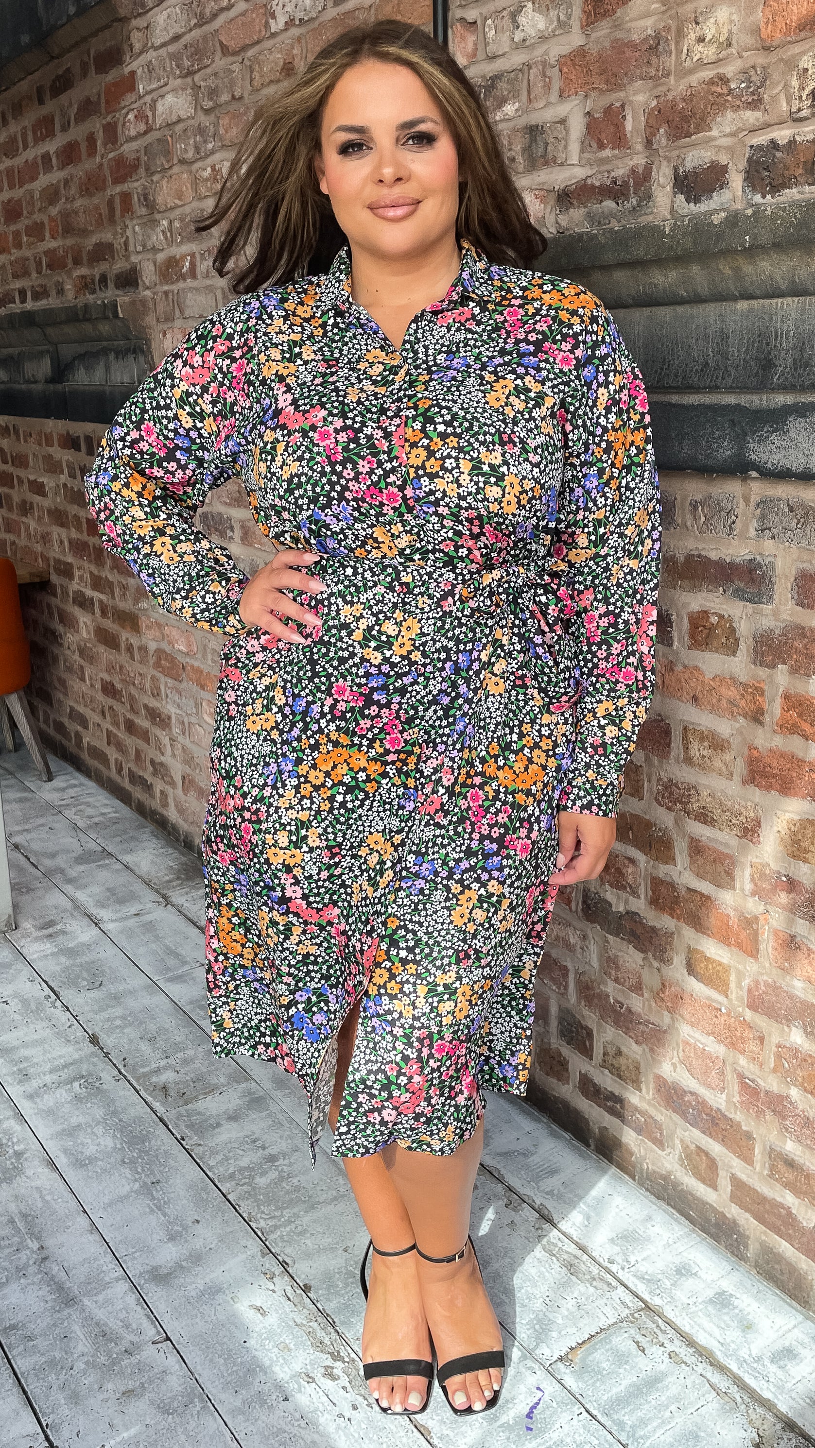 CurveWow Printed Tie Waist Shirt Dress Black Multi Floral Ditsy - Image 6