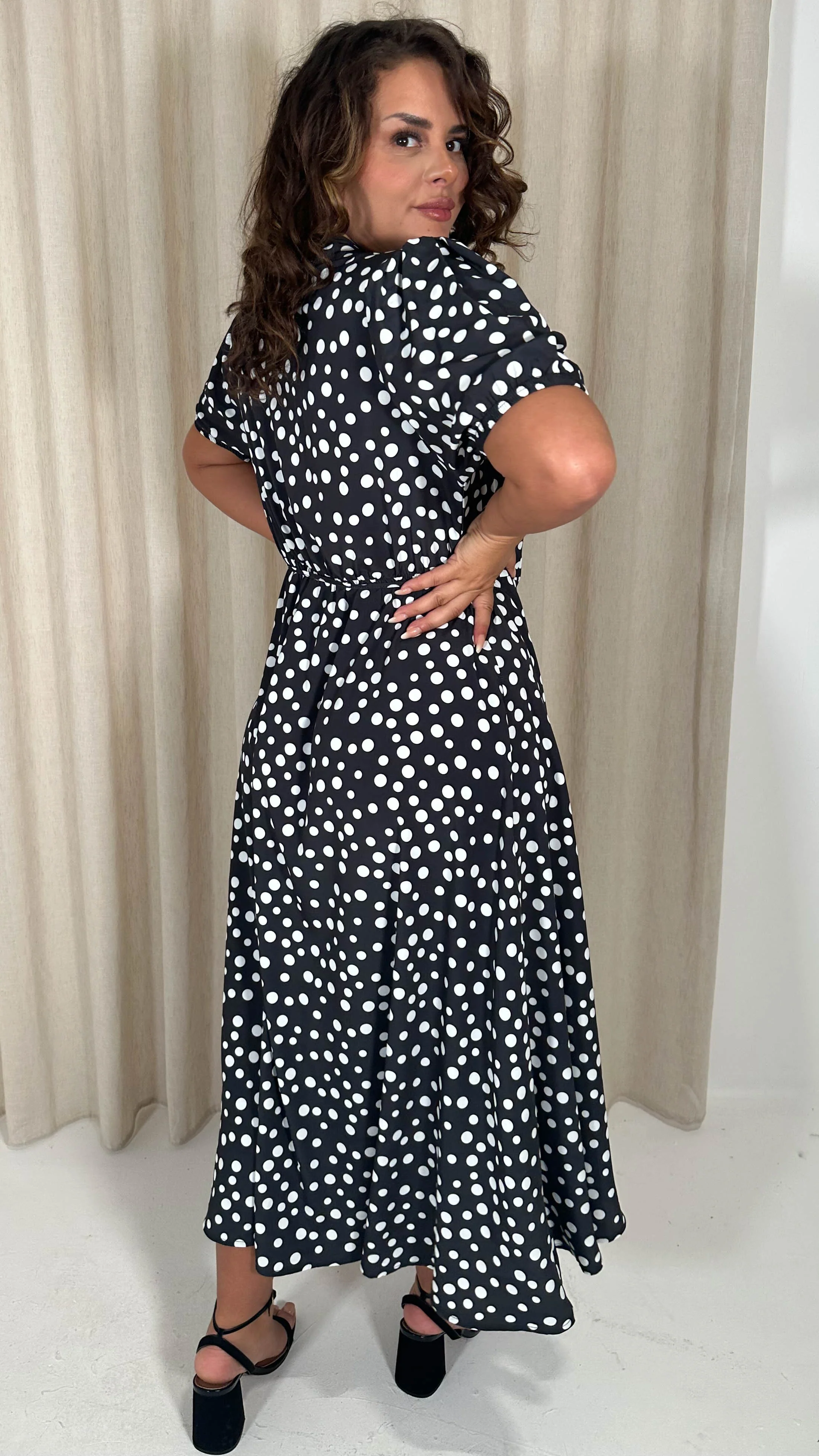 CurveWow Puff Sleeve Wrap Dress Black Polka - Image 8
