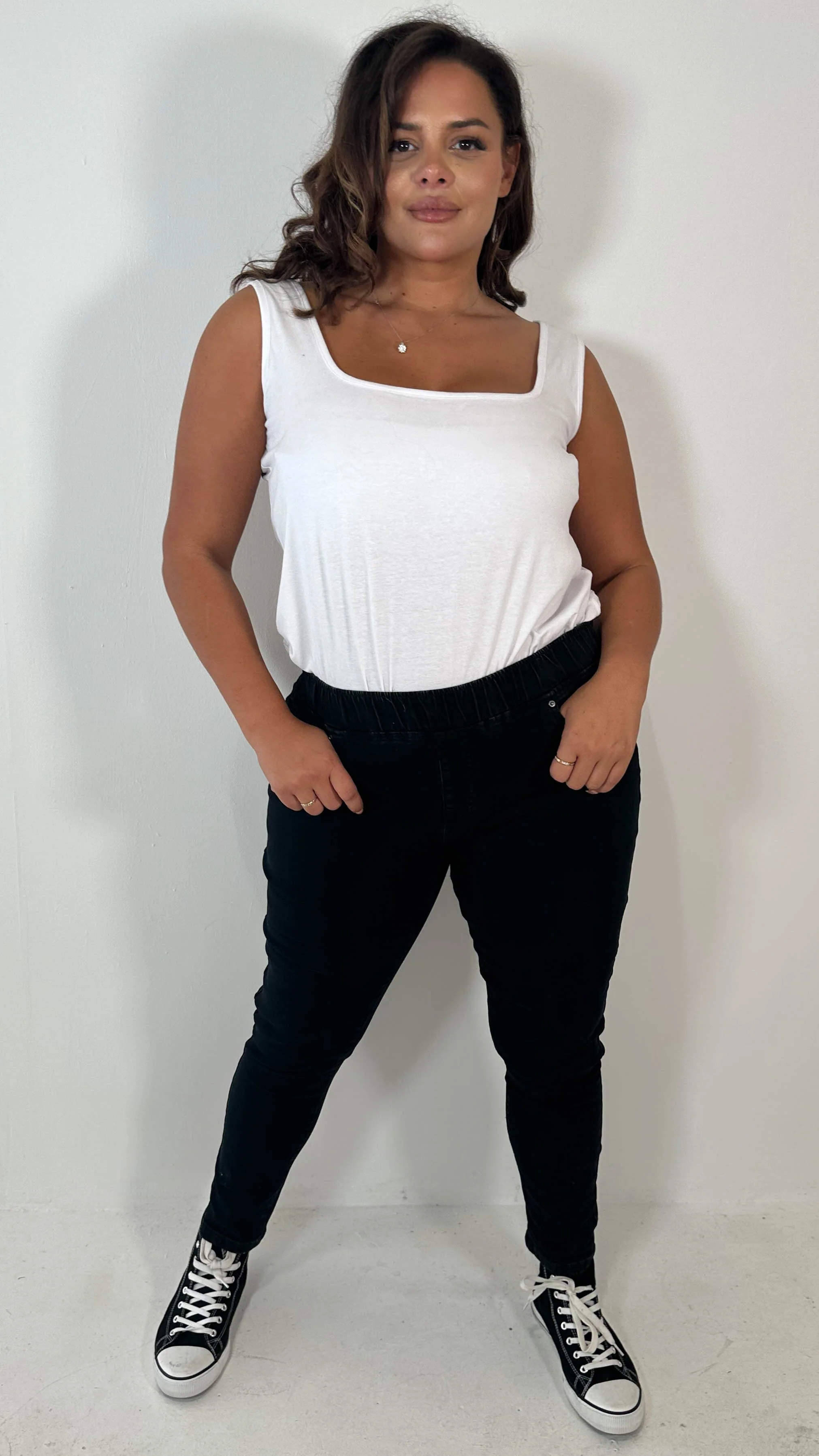 CurveWow Pull On Jegging Black - Image 2
