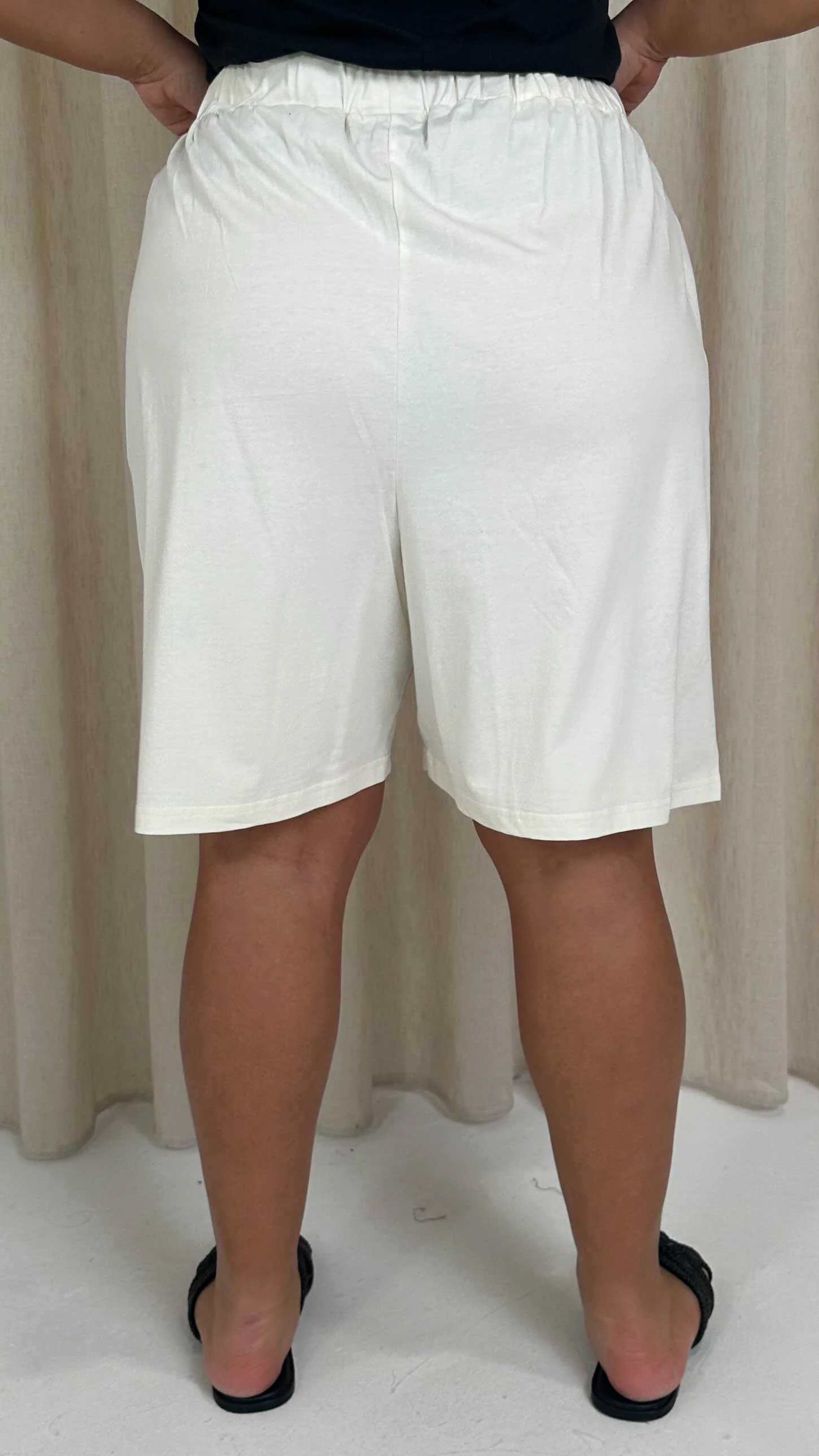 CurveWow Pull On Shorts Cream - Image 4