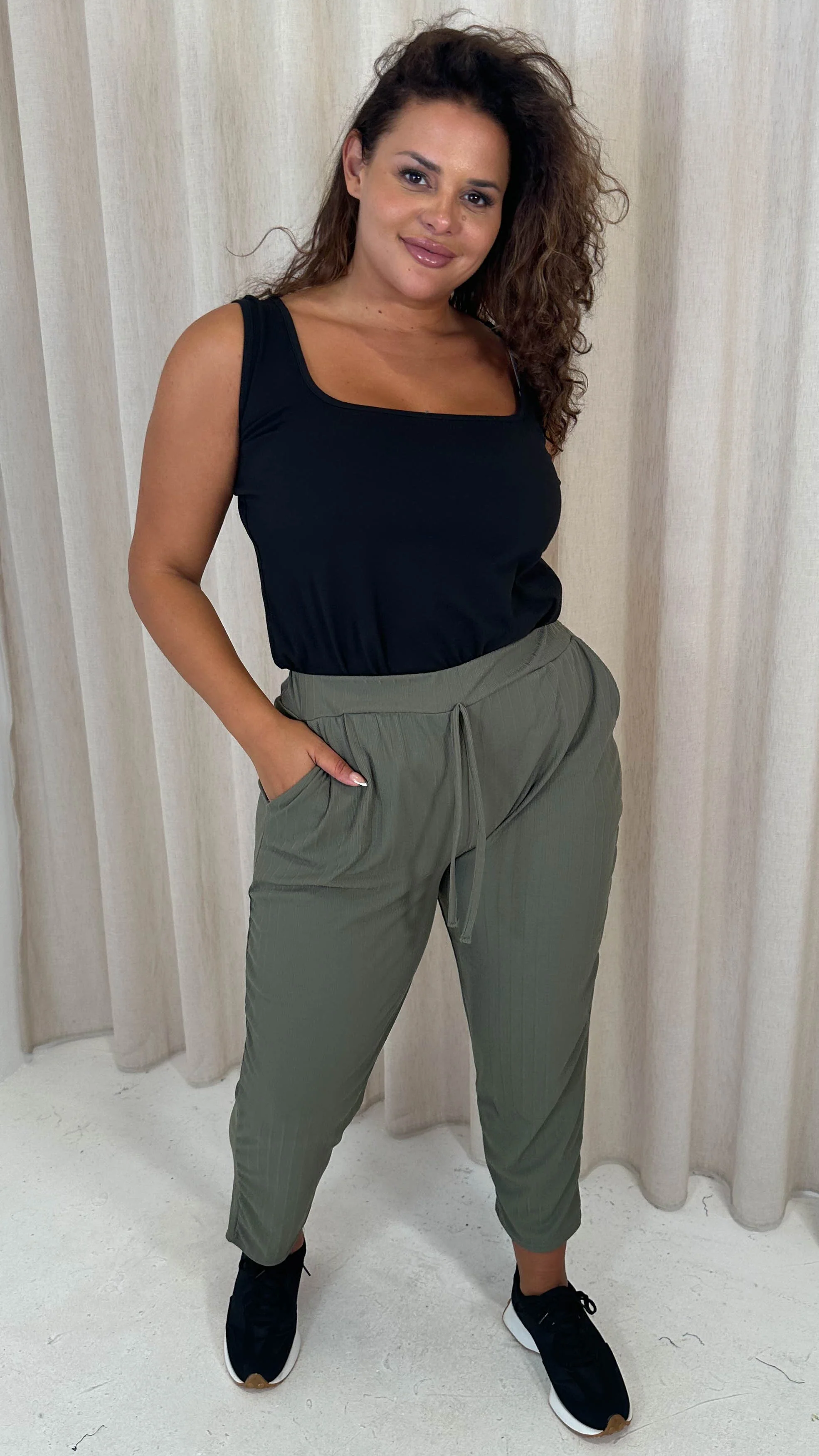 CurveWow Ribbed Lounge Jogger Khaki - Image 3