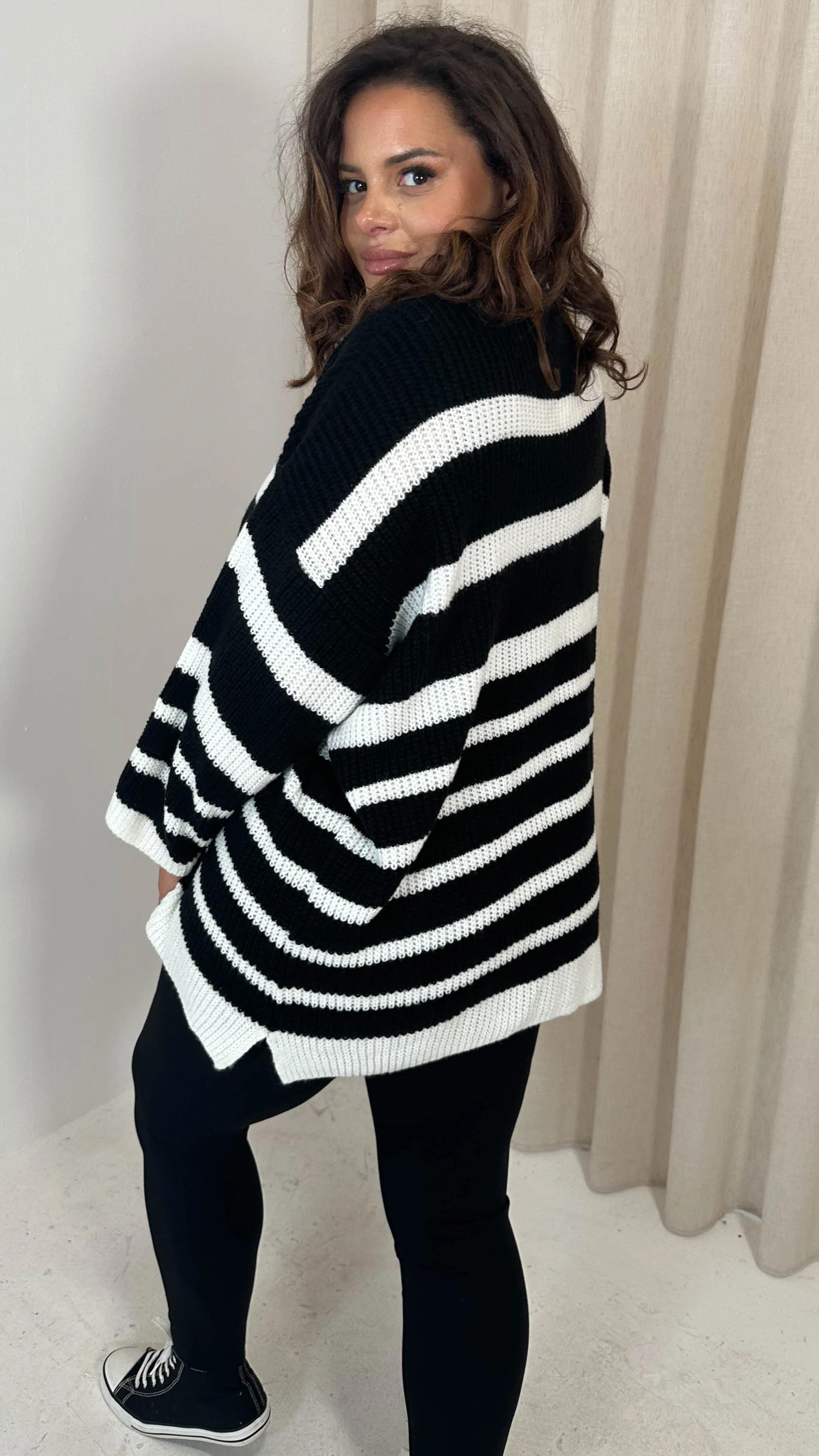 CurveWow Roll Neck Swing Knitted Jumper Black - Image 7