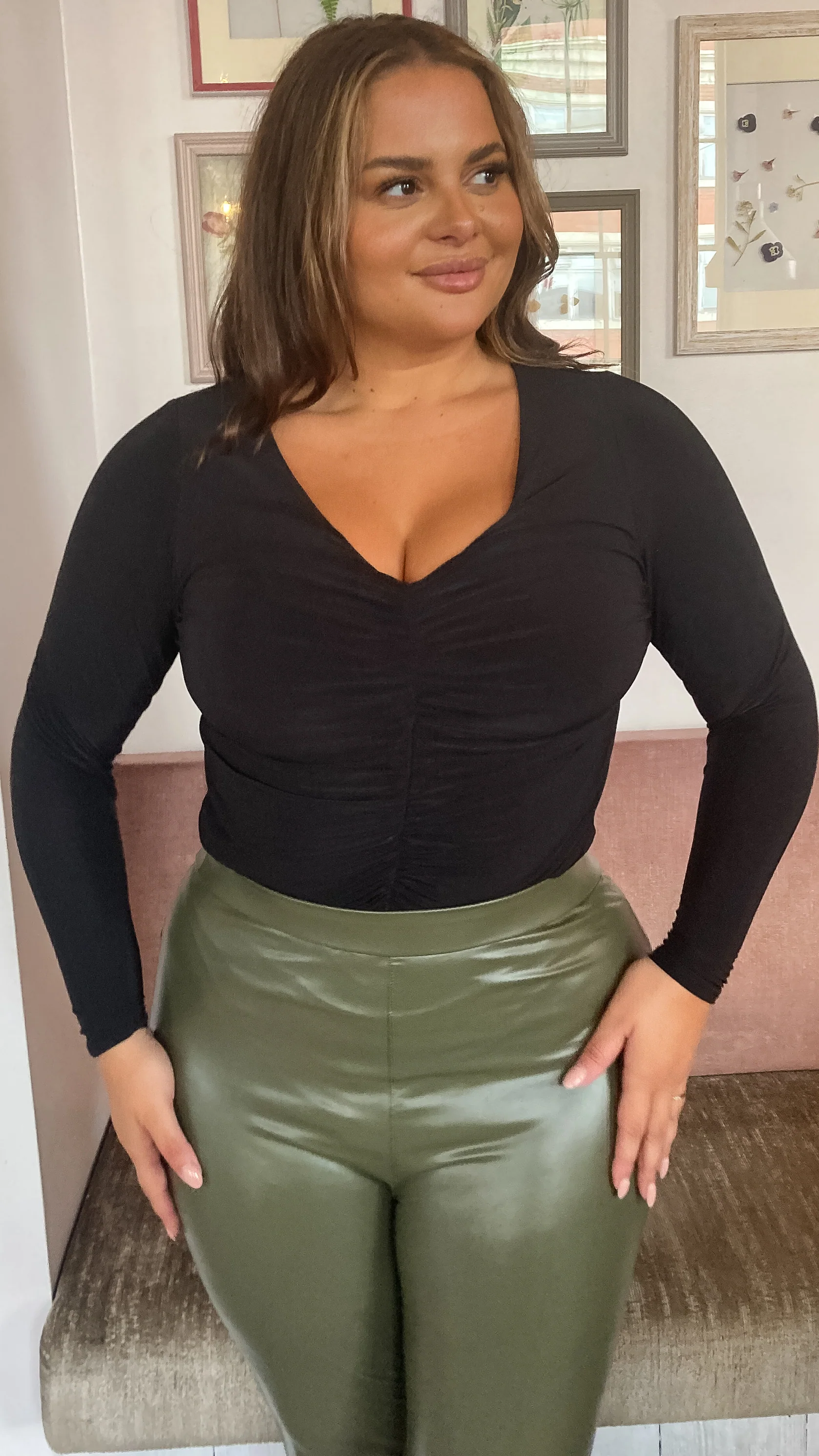 CurveWow Ruched Bodysuit Black - Image 5