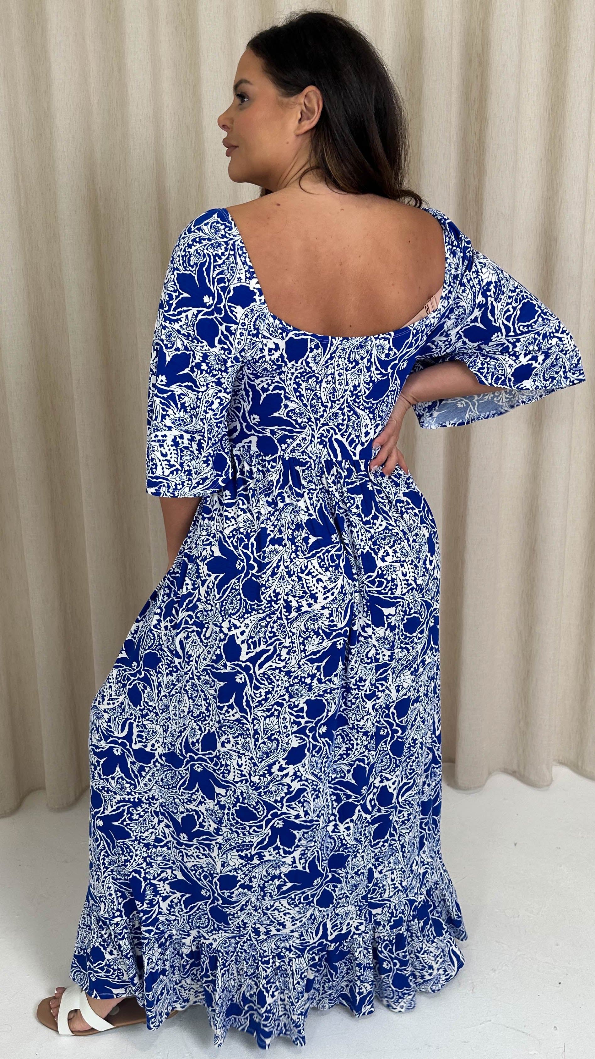 CurveWow Ruched Front Angel Sleeve Maxi Blue/White Floral - Image 8