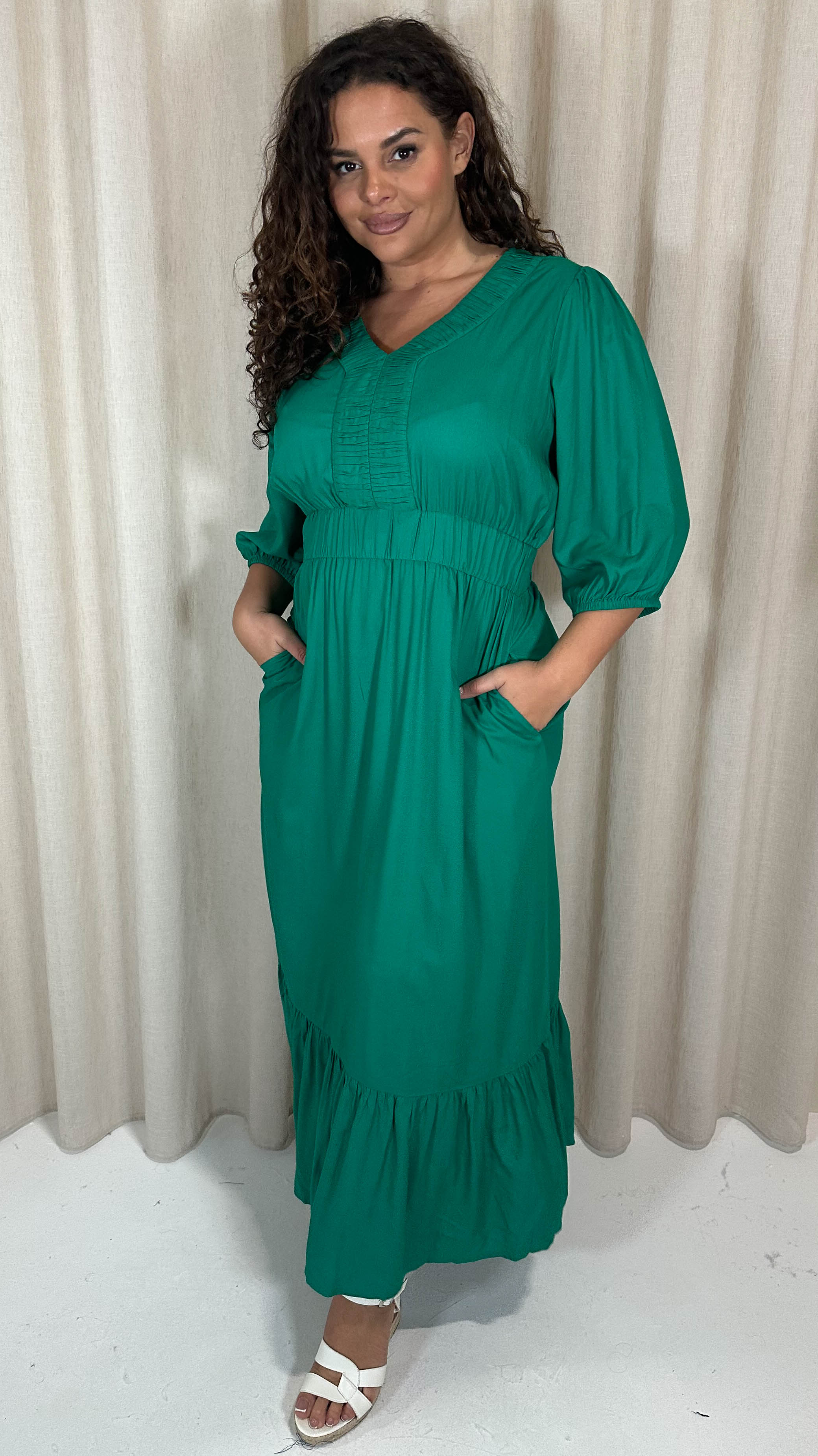 CurveWow Ruched Vneck Tiered Maxi Dress Green - Image 3