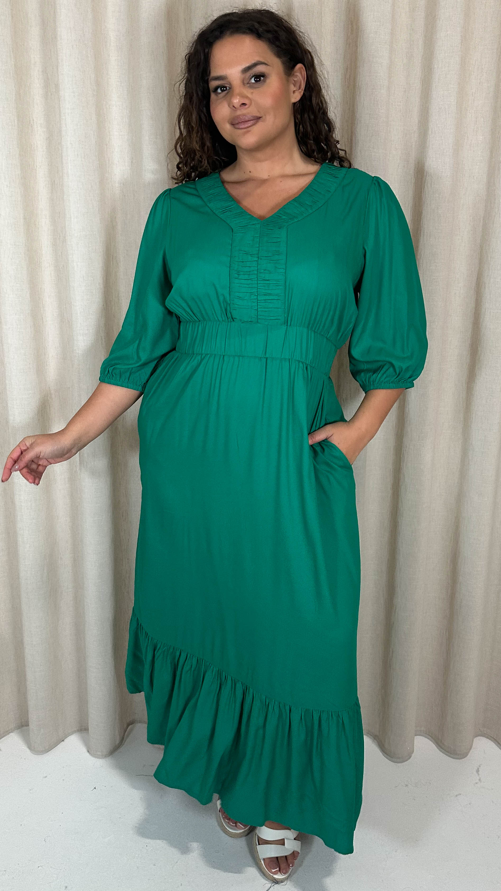 CurveWow Ruched Vneck Tiered Maxi Dress Green - Image 5